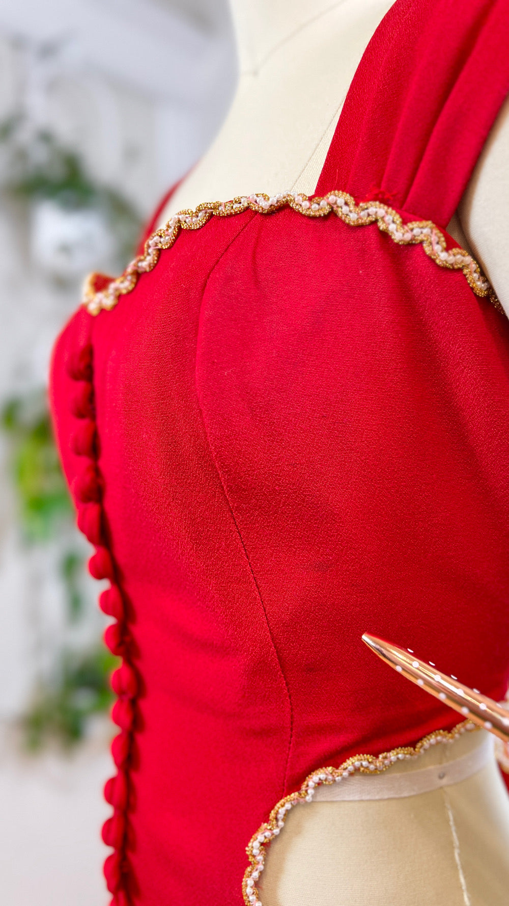 1990s Waist Cutout Red Party Dress | small