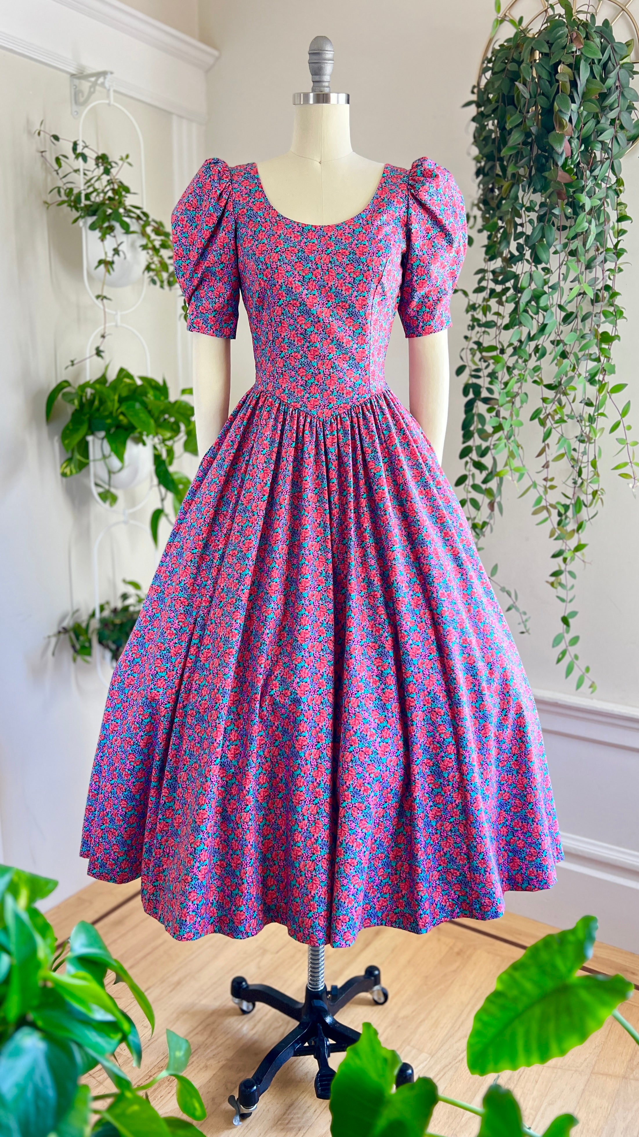 1980s LAURA ASHLEY Floral Dress