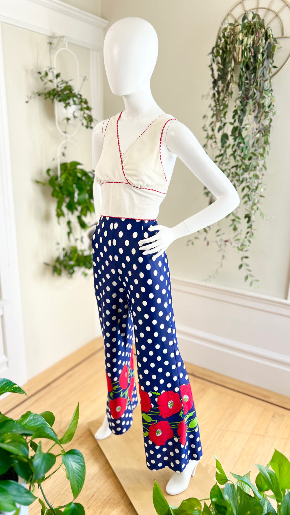 1970s Poppy Border Print Jumpsuit | x-small/small