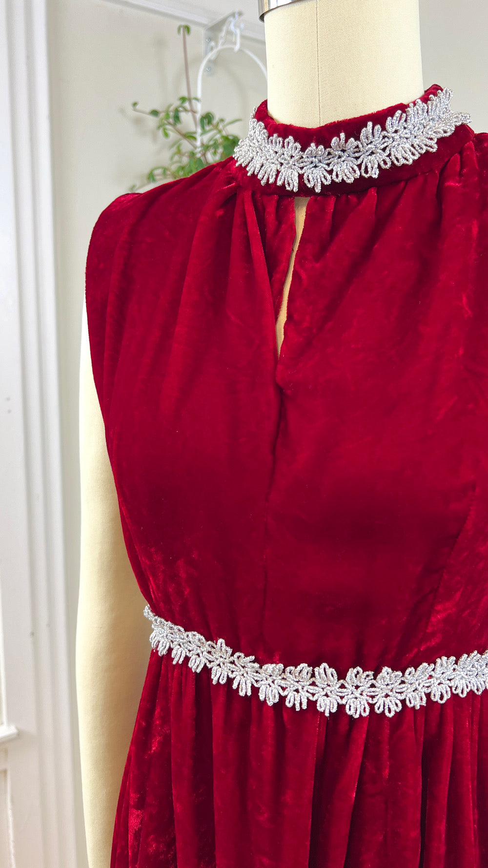 Vintage 1970s 70s Red Velvet Silver Maxi Sheath Dress Matching Two Piece Set Cape Capelet Christmas Holiday Party Evening Gown