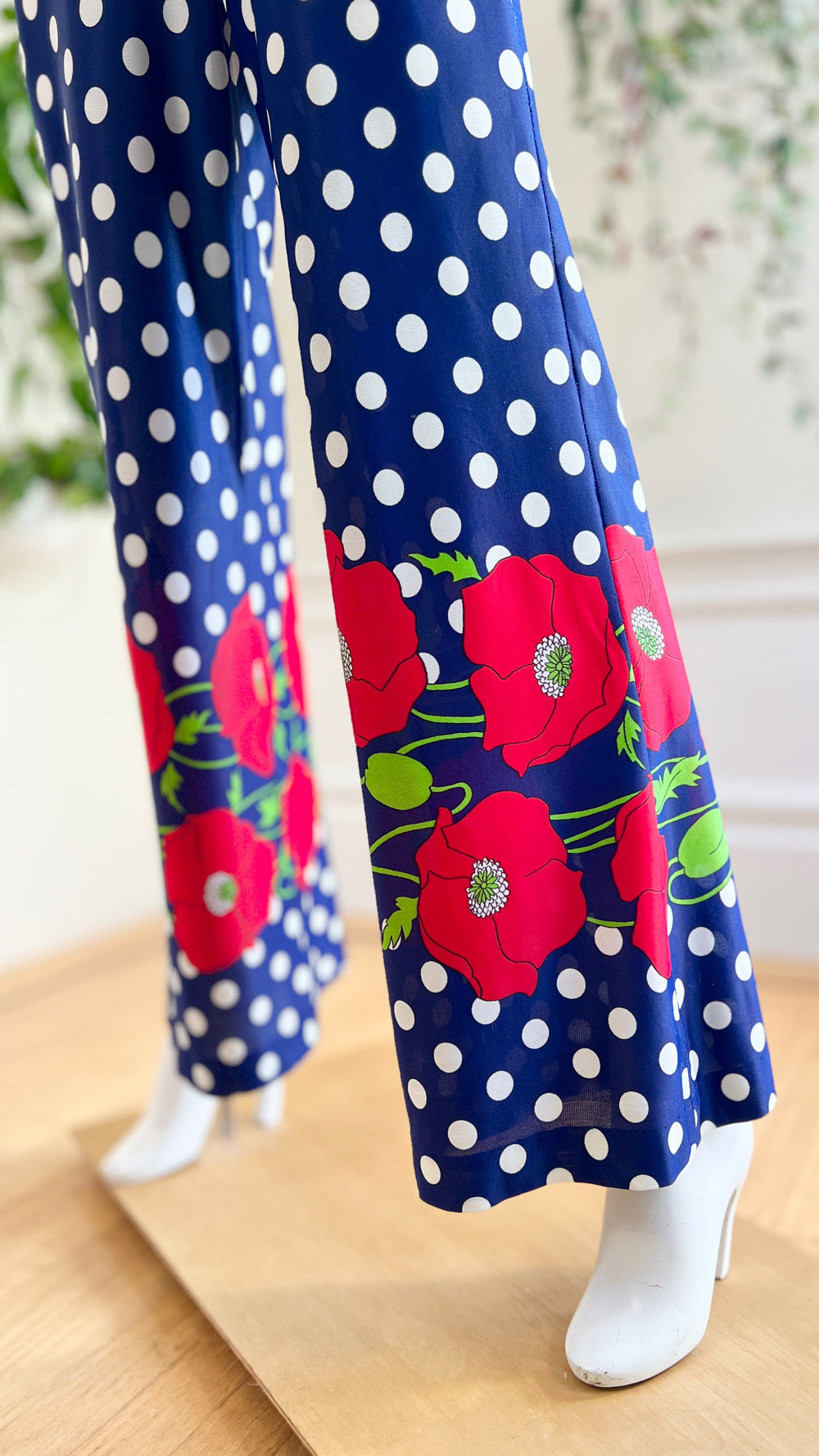 1970s Poppy Border Print Jumpsuit | x-small/small