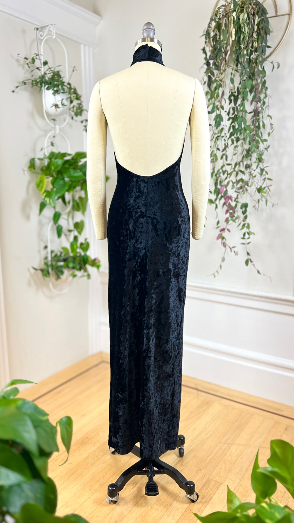 1990s Crushed Velvet Halter Maxi Dress | x-small/small
