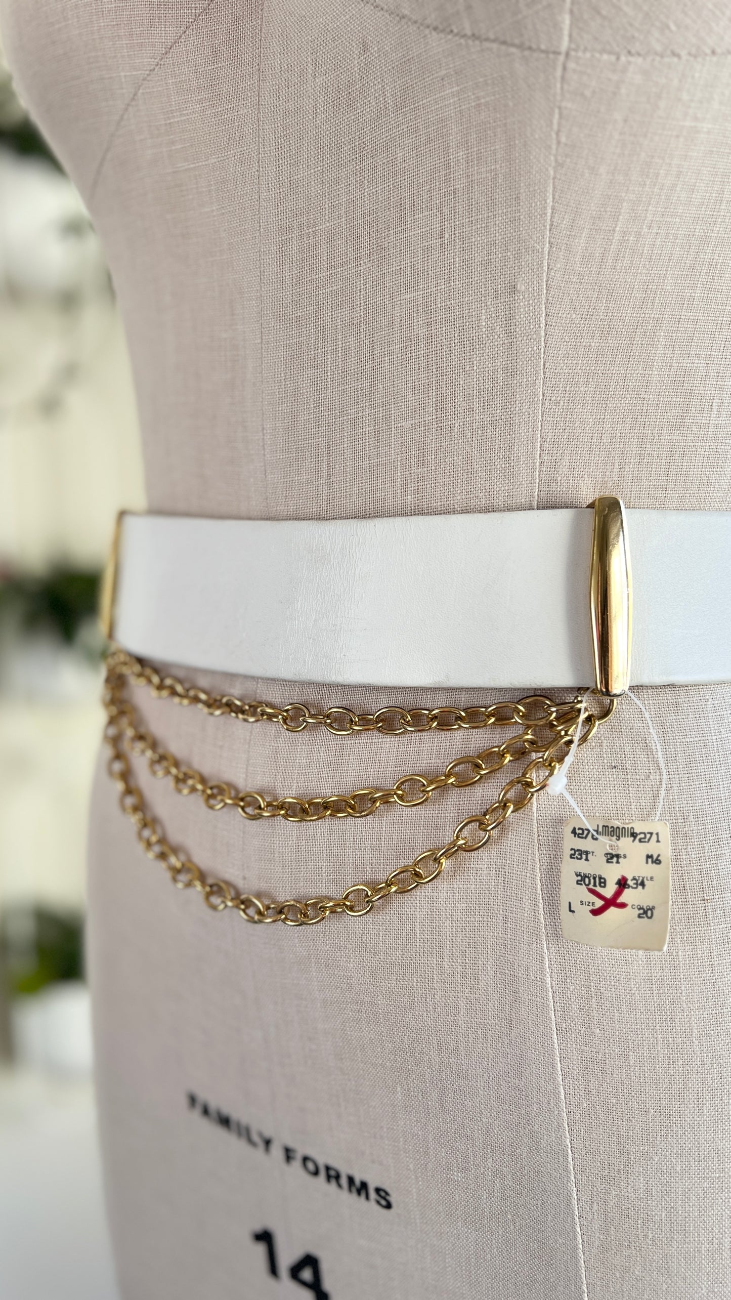 1980s DEADSTOCK Leather Chain Belt | large/x-large