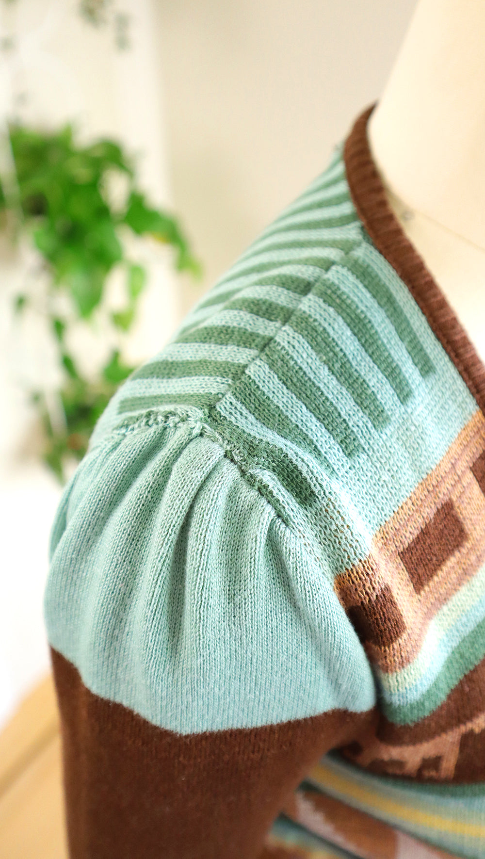 1970s Animal Striped Knit Sweater | x-small/small