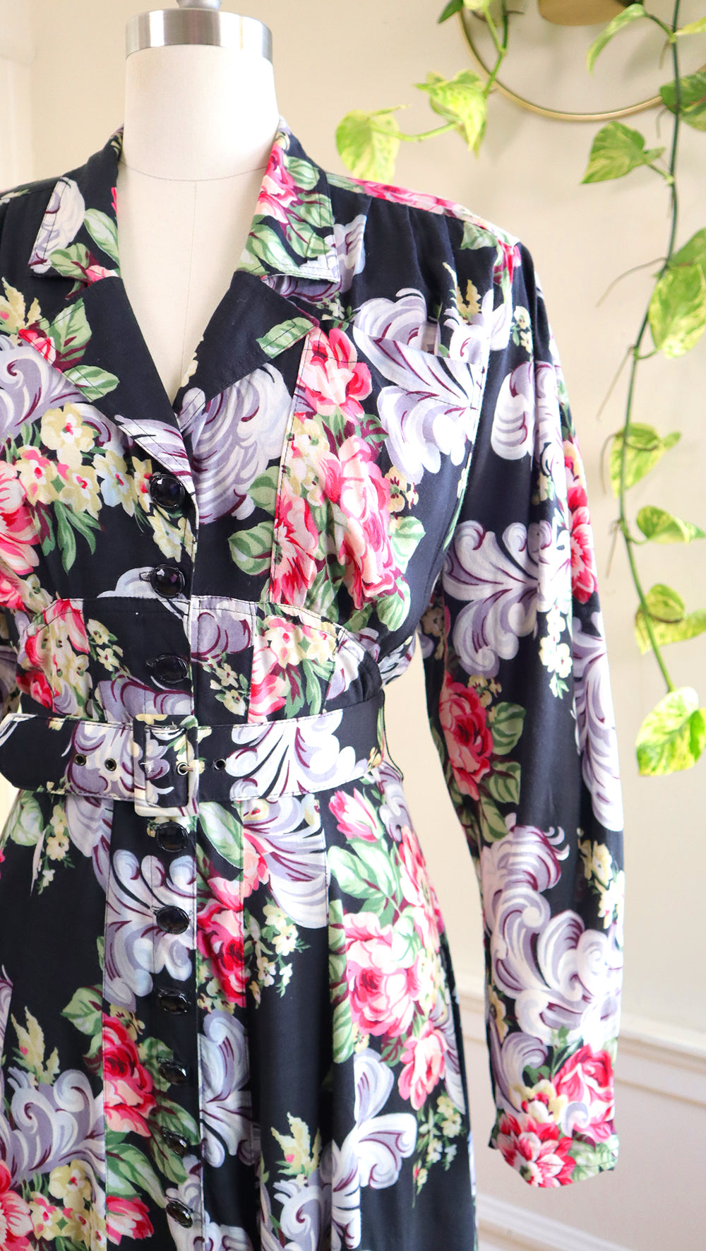 1980s KAREN ALEXANDER Feathers & Floral Shirt Dress | small/medium