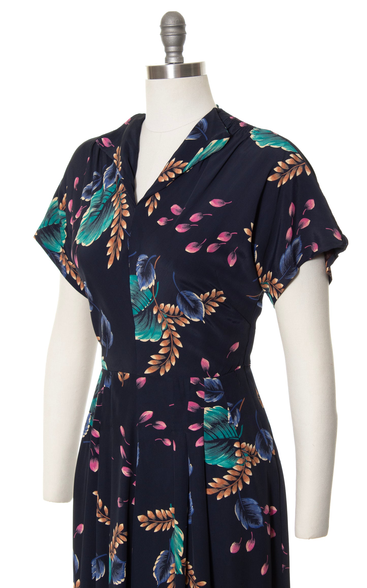 1940s Floral Rayon Cocktail Dress | medium