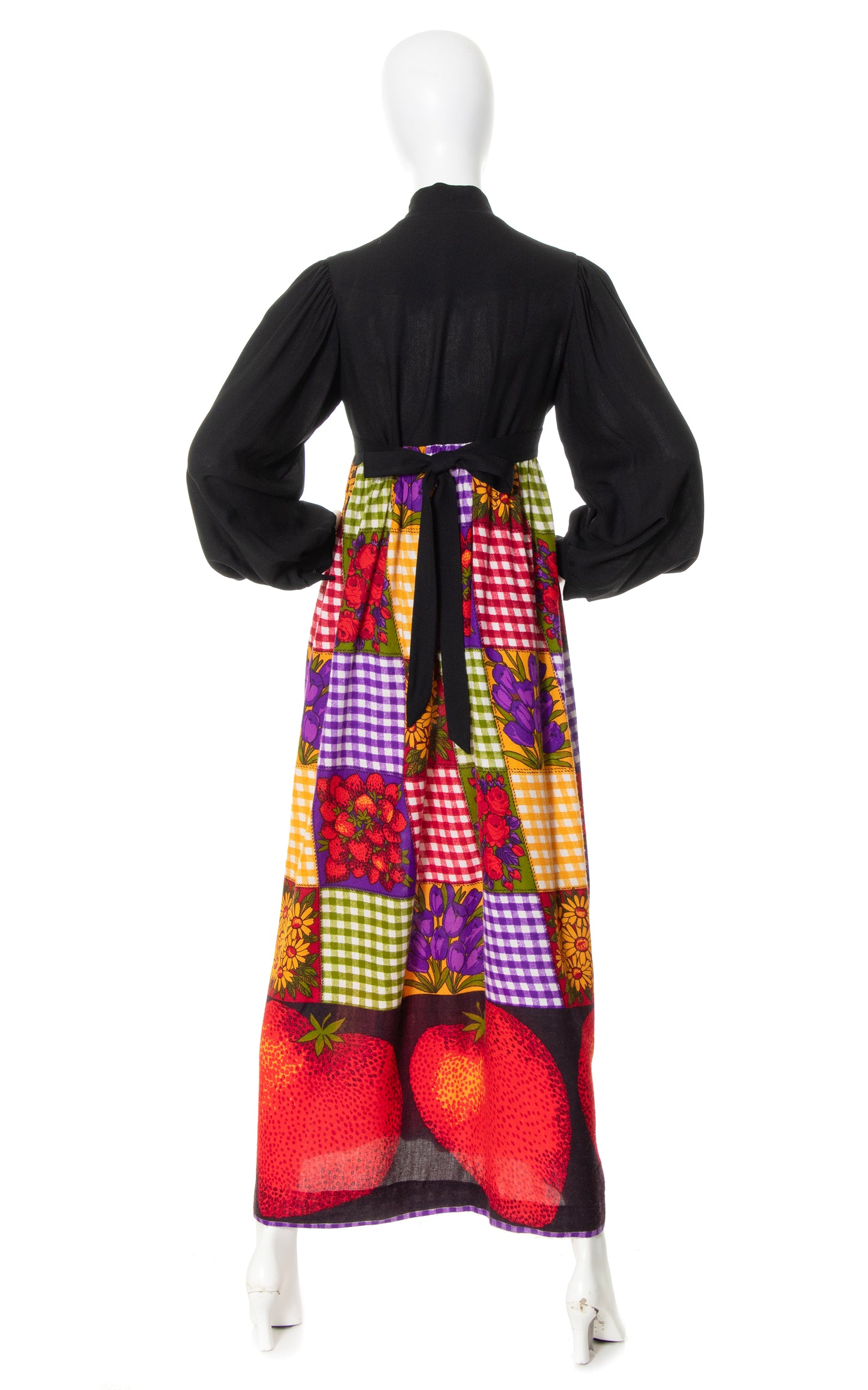 1970s Strawberry Border Print Maxi Dress | small