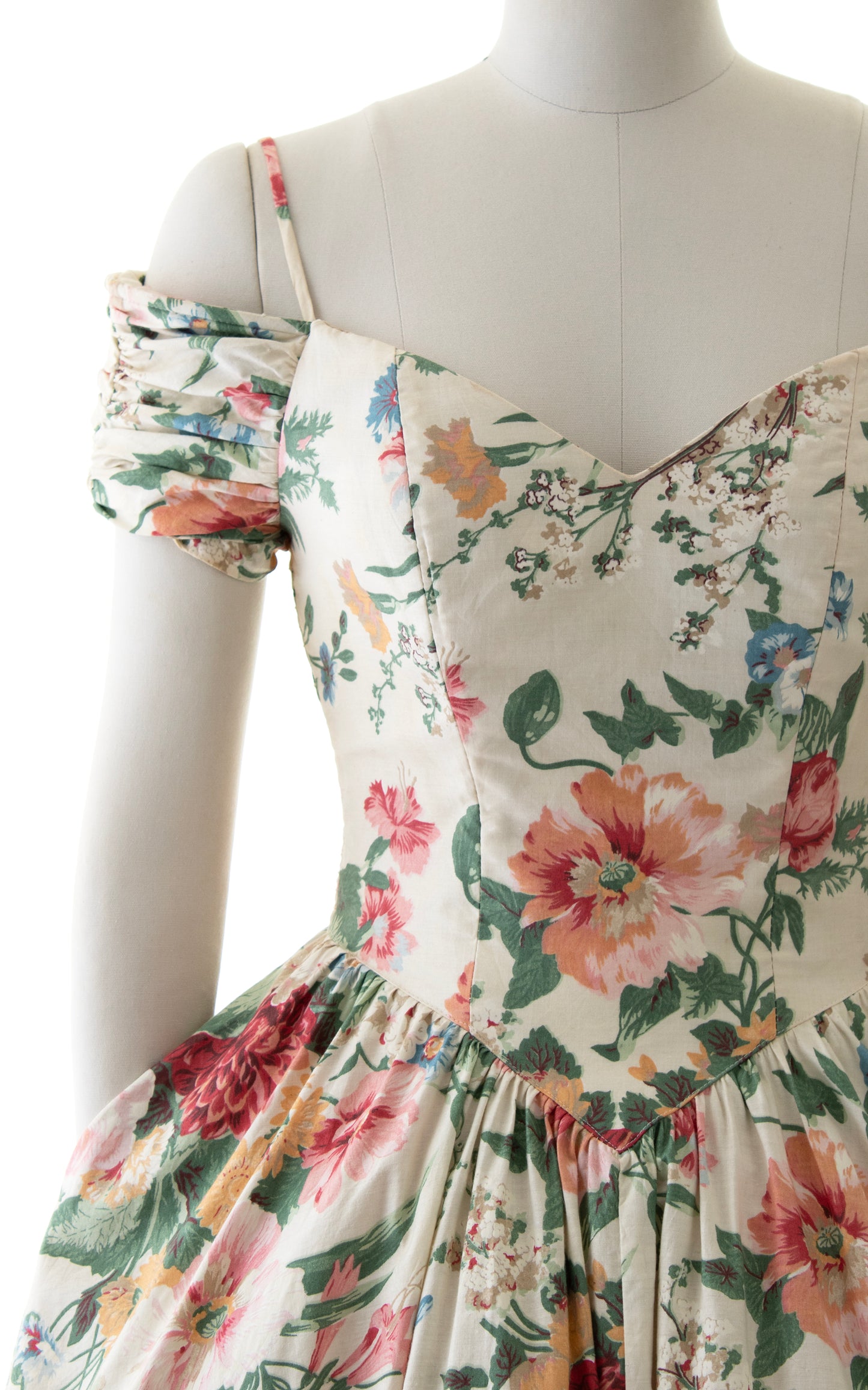 1980s KARIN STEVENS Romantic Floral Dress | small/medium