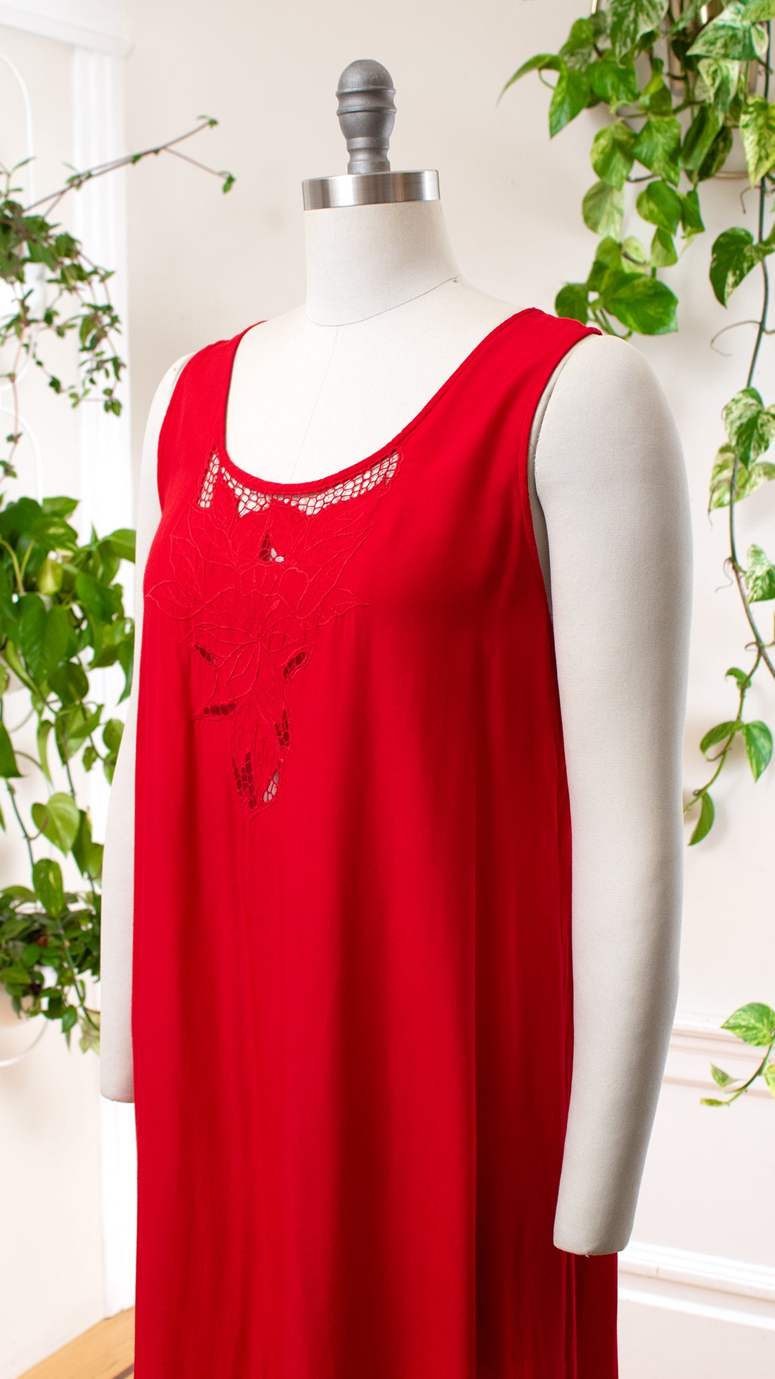 1980s Red Cutwork Hawaiian Dress | medium