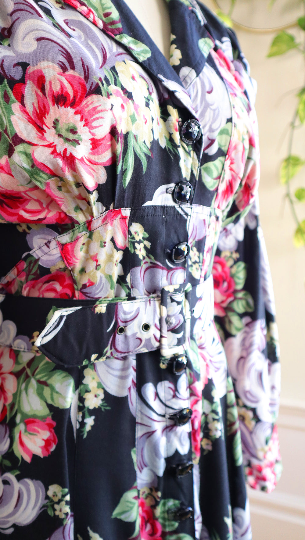 1980s KAREN ALEXANDER Feathers & Floral Shirt Dress | small/medium