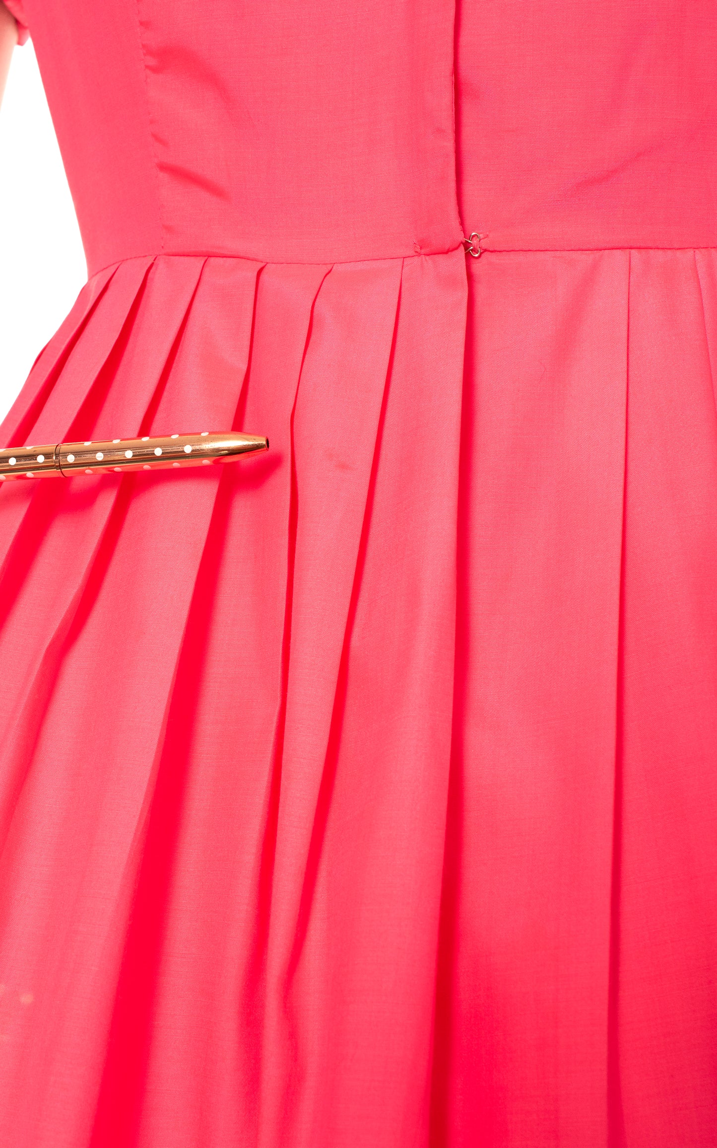 1960s Neon Pink Shirtwaist Dress | small