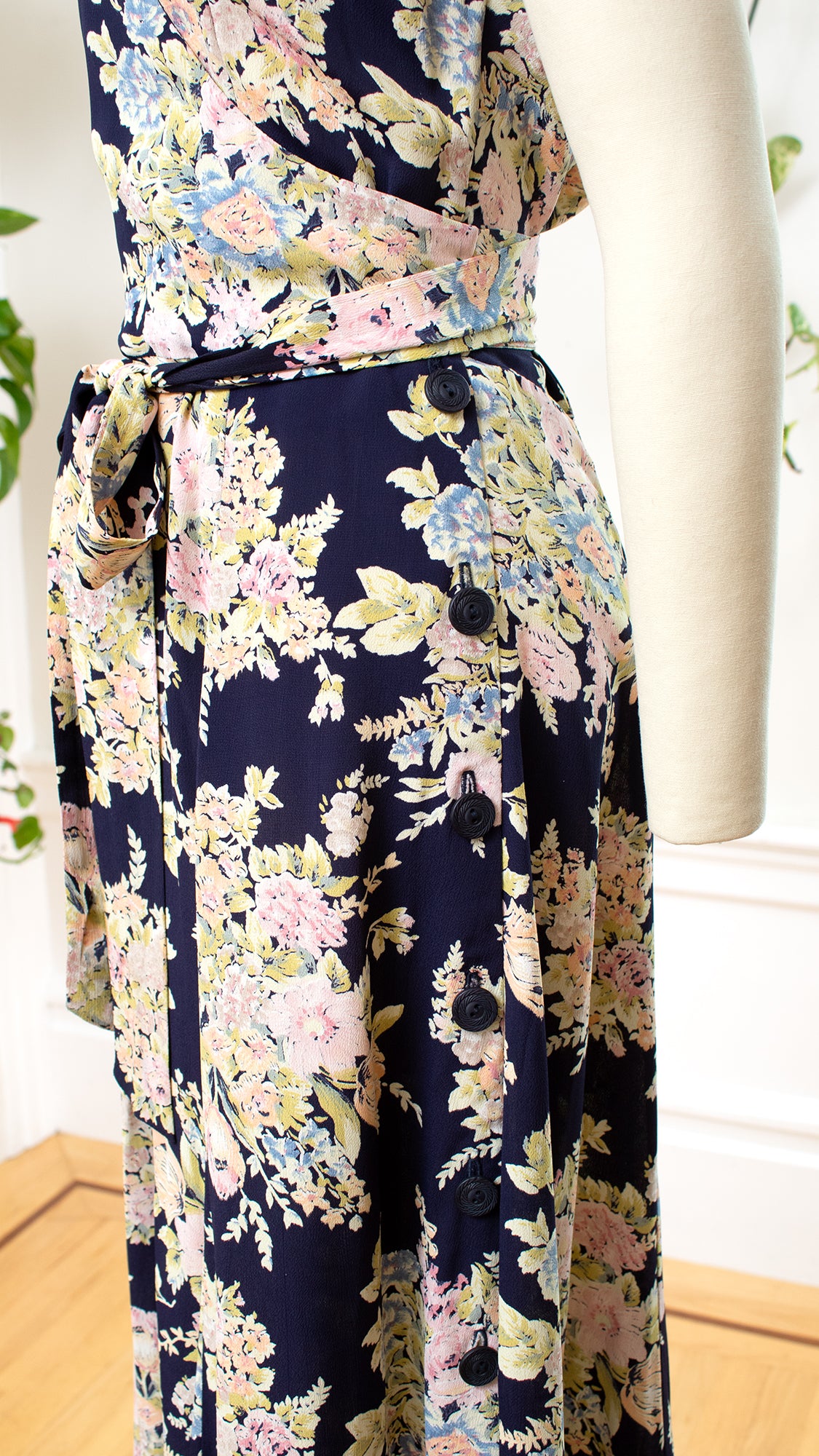 NEW ⭐️ 2000s Floral Rayon Crepe Wrap Maxi Dress | small/medium