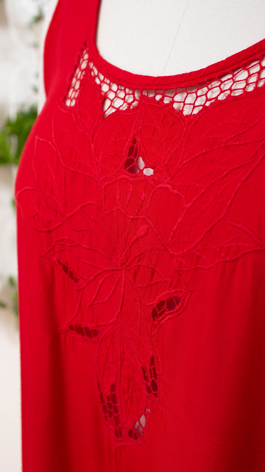 1980s Red Cutwork Hawaiian Dress | medium