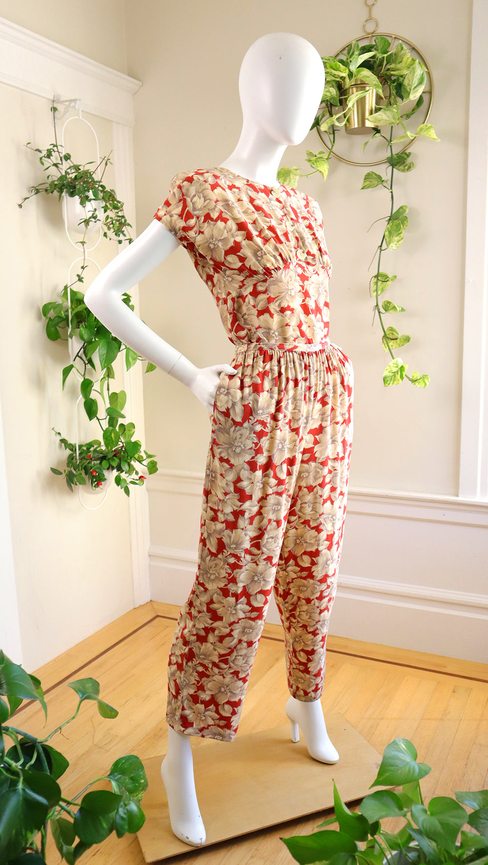 1980s CAROLE LITTLE Floral Rayon Pant Suit | small/medium