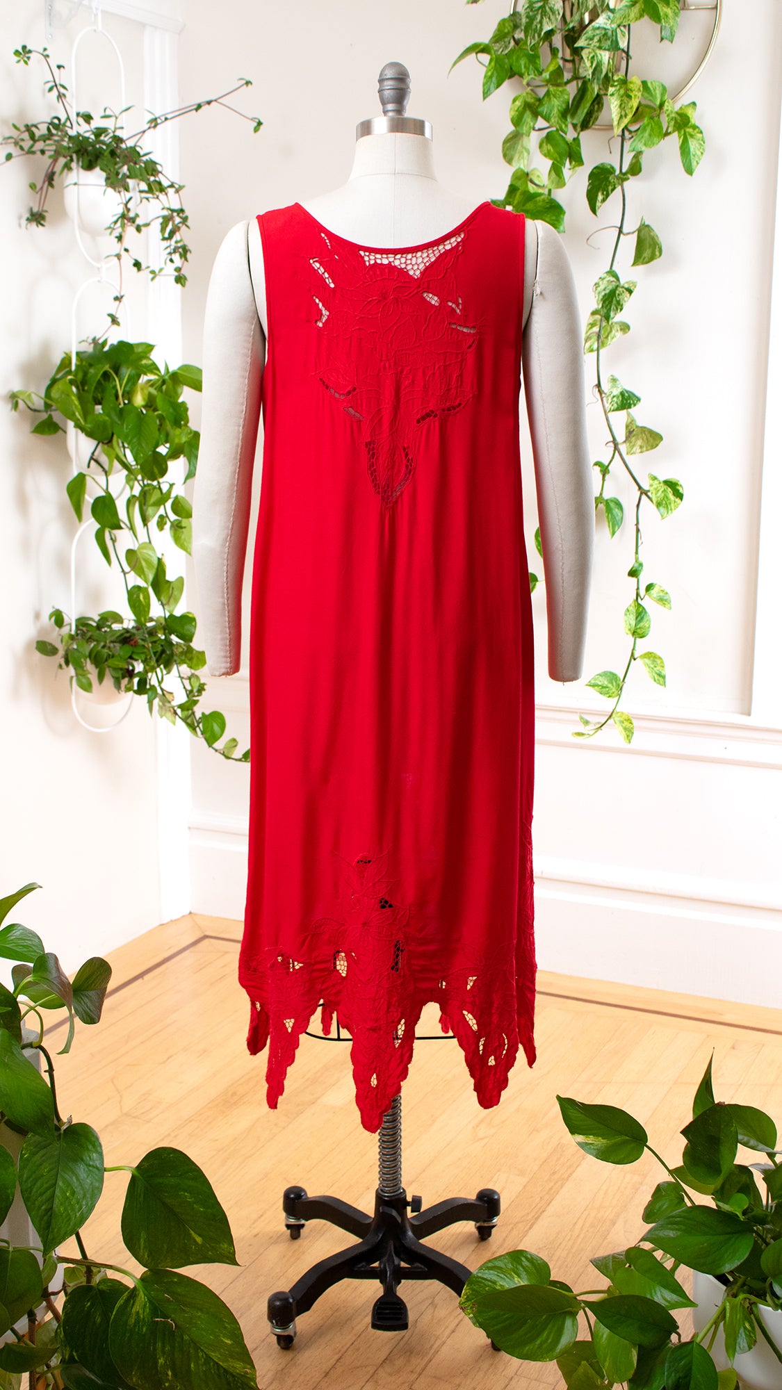 1980s Red Cutwork Hawaiian Dress | medium