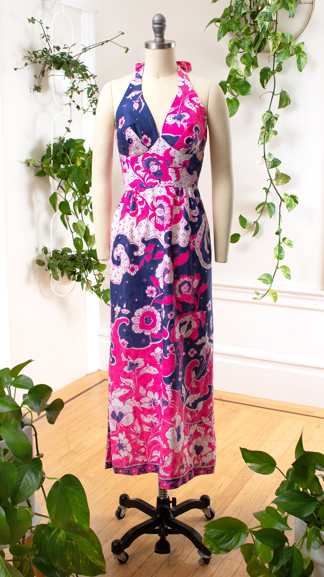 1970s KAMEHAMEHA Floral Halter Maxi Dress | x-small