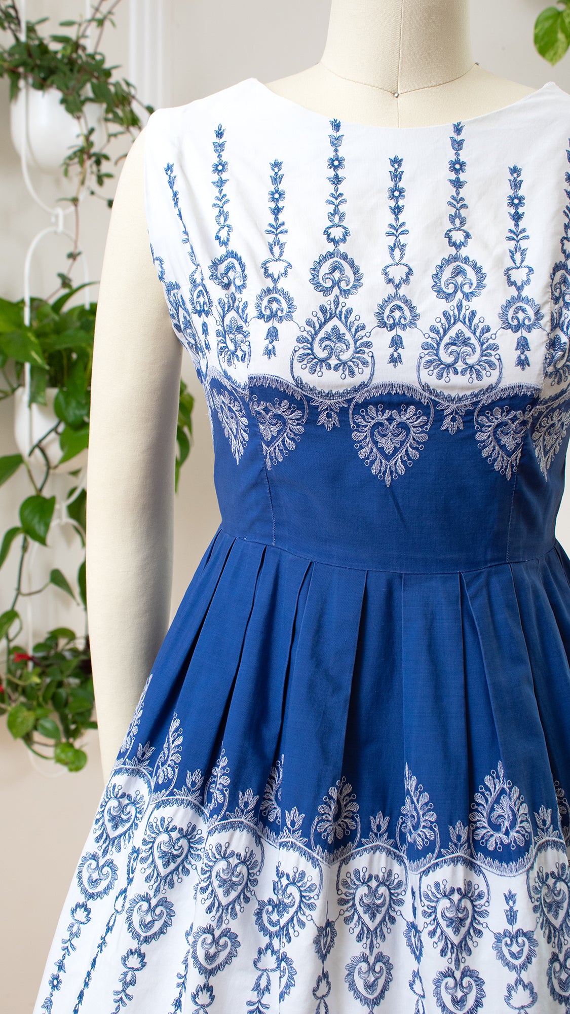1950s Embroidered Colorblock Sundress | small