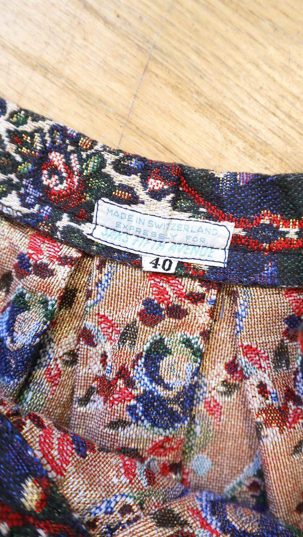 1950s Metallic Rose Tapestry Skirt | x-small