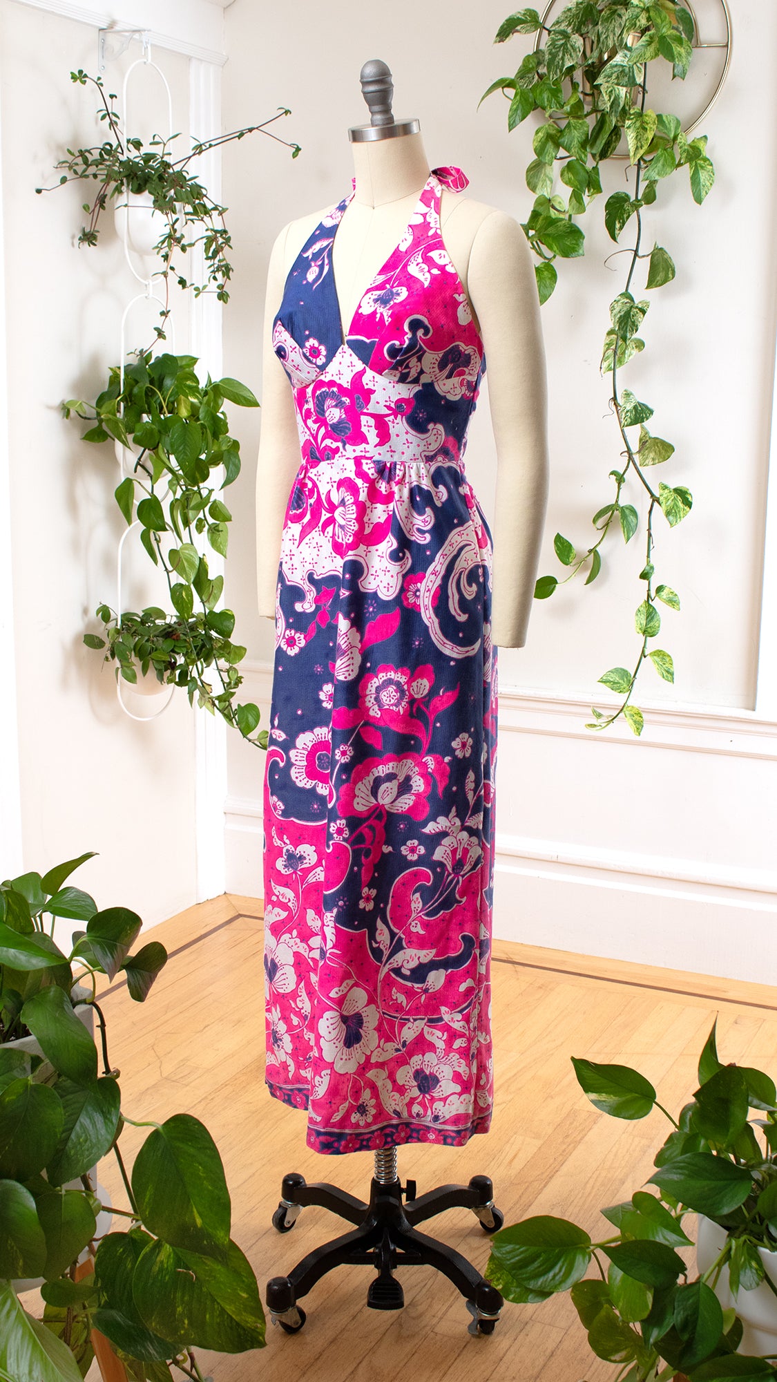 1970s KAMEHAMEHA Floral Halter Maxi Dress | x-small