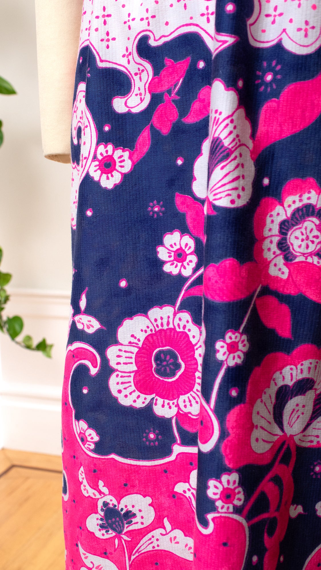 1970s KAMEHAMEHA Floral Halter Maxi Dress | x-small