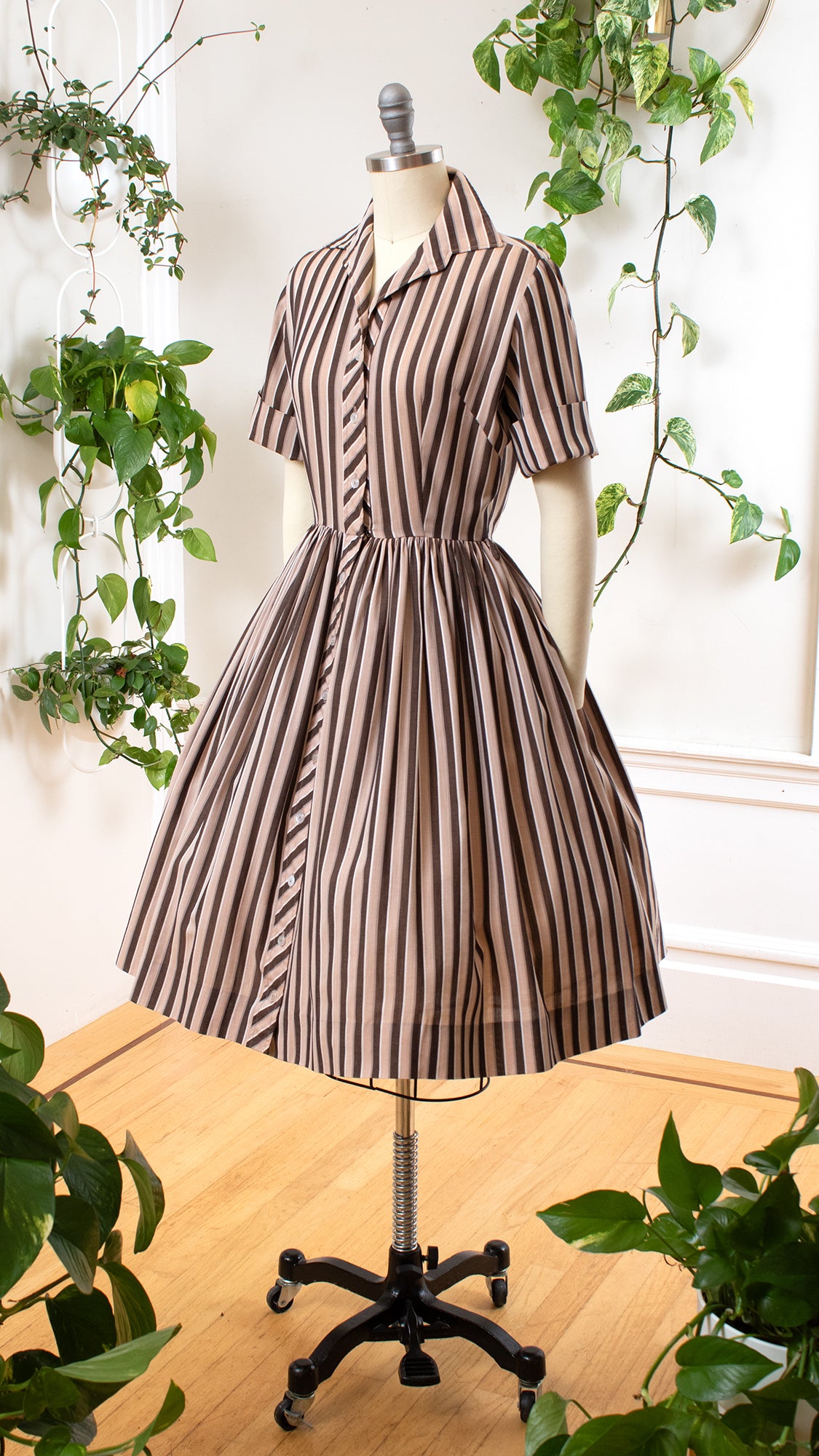 1950s Two-Tone Striped Shirt Dress | small