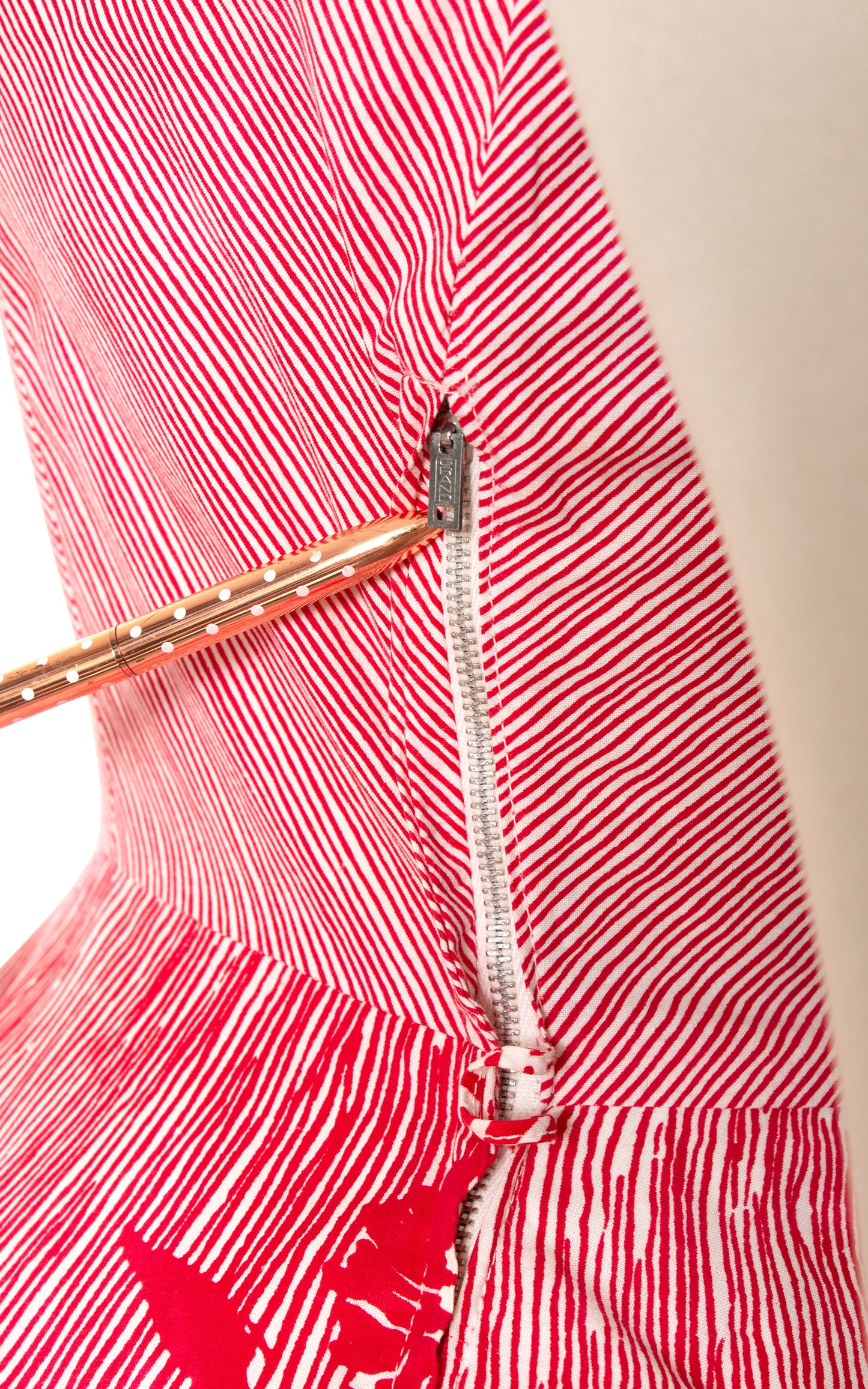 1950s Floral Striped Circle Skirt Dress | medium