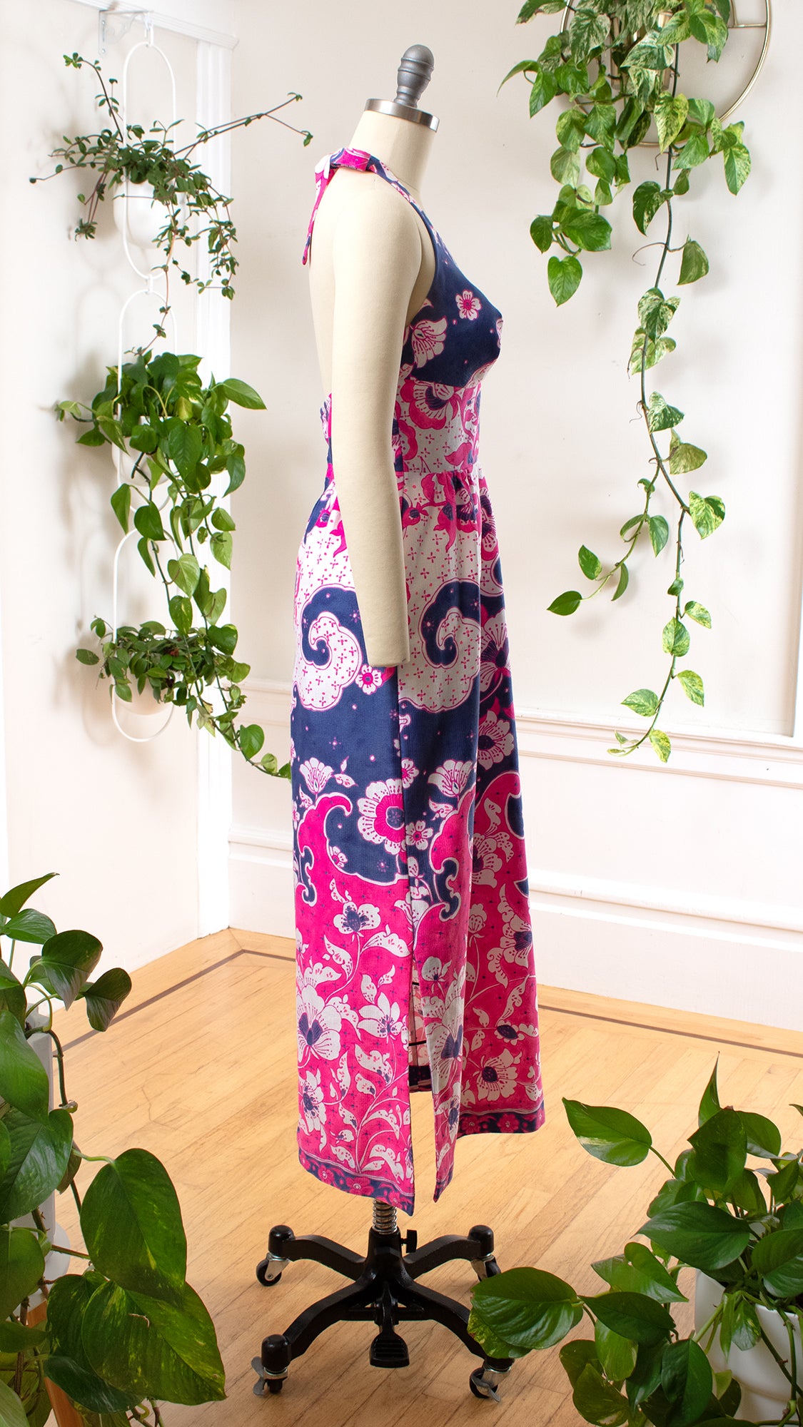 1970s KAMEHAMEHA Floral Halter Maxi Dress | x-small