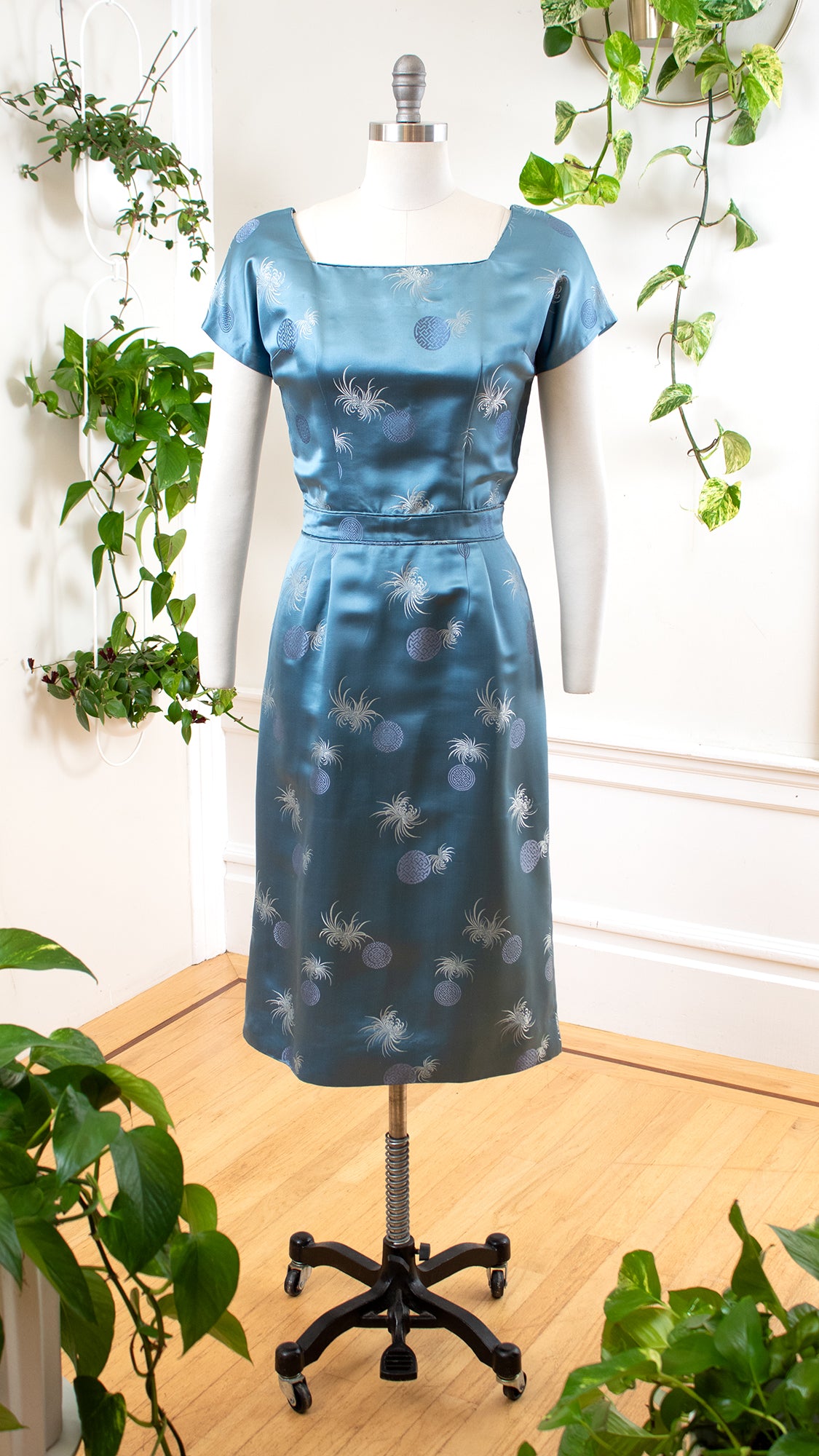 1960s Asian Silk Jacquard Cocktail Dress 1960s Asian Silk Jacquard Cocktail Dress