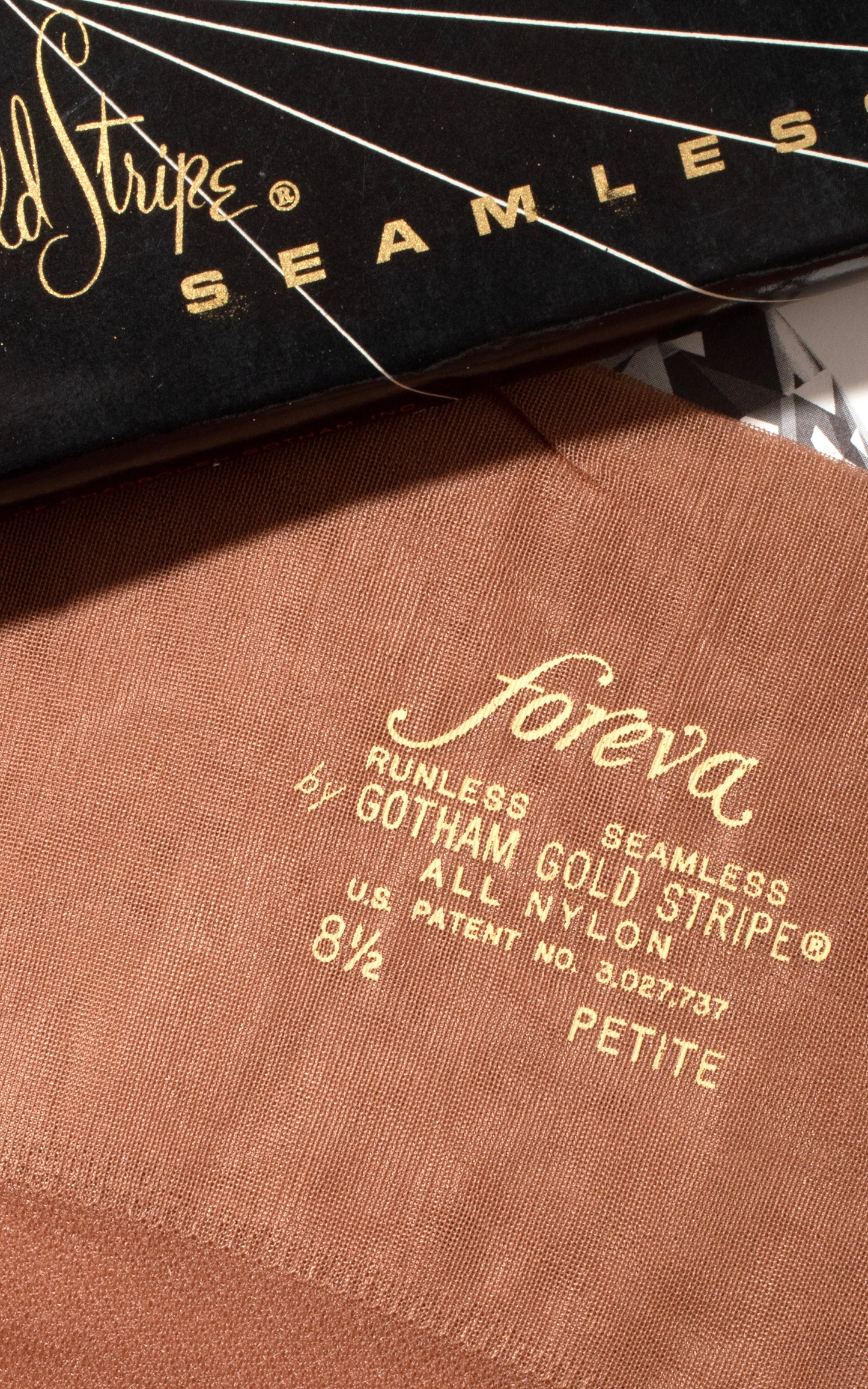 1960s Foreva Seamless Nylon Stockings x2 Pairs (size 8.5 short)