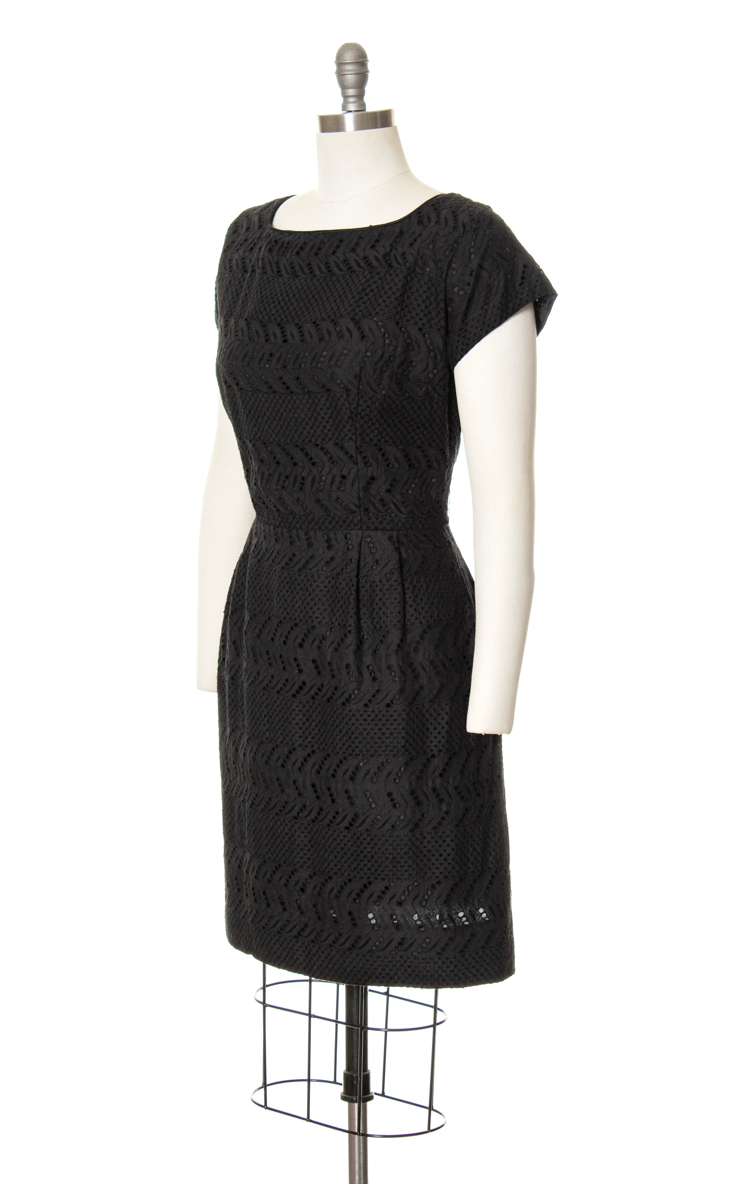 1960s Eyelet Cotton Lace Wiggle Dress | medium