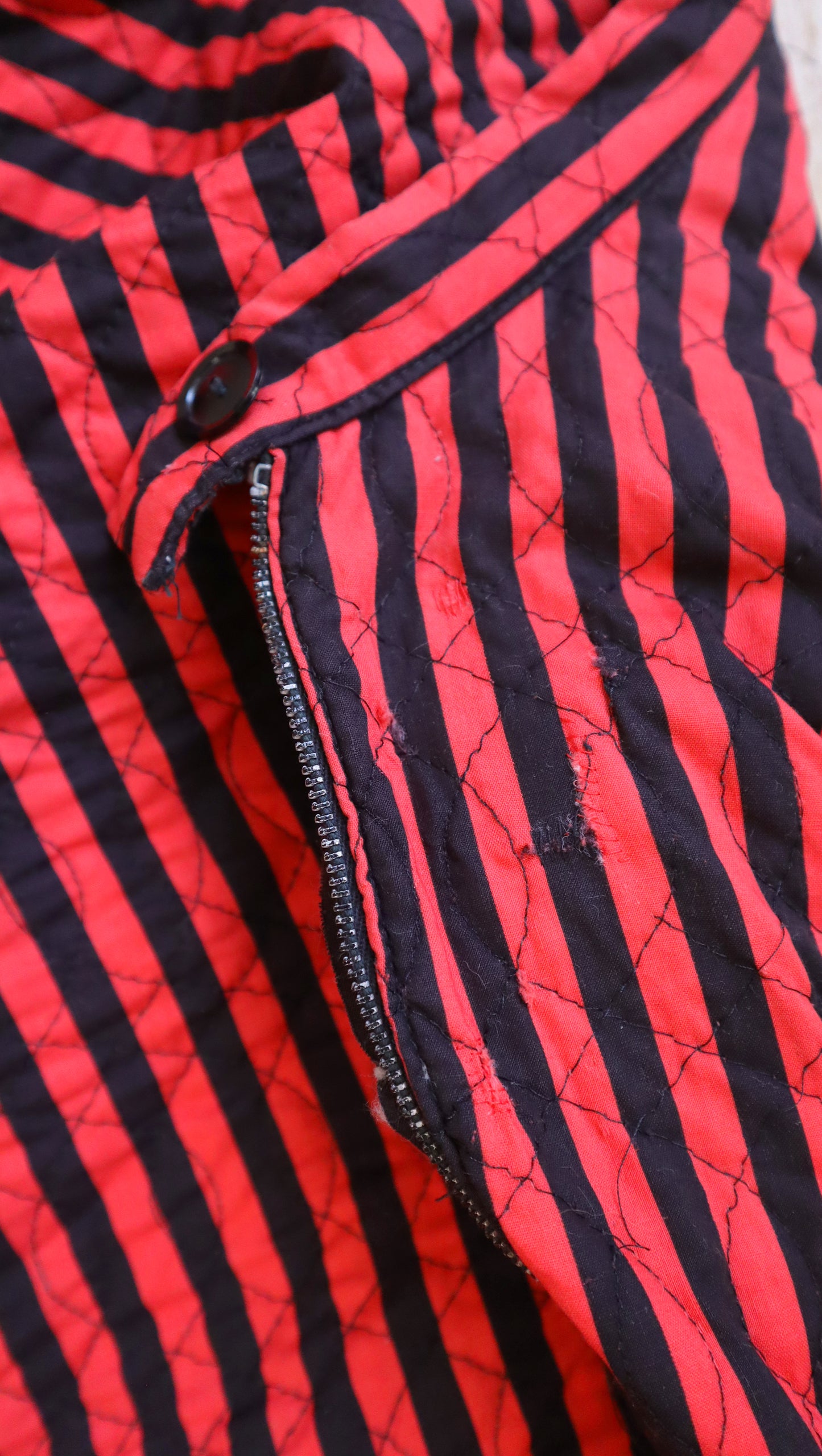 1950s Striped Quilted Circle Skirt | x-small