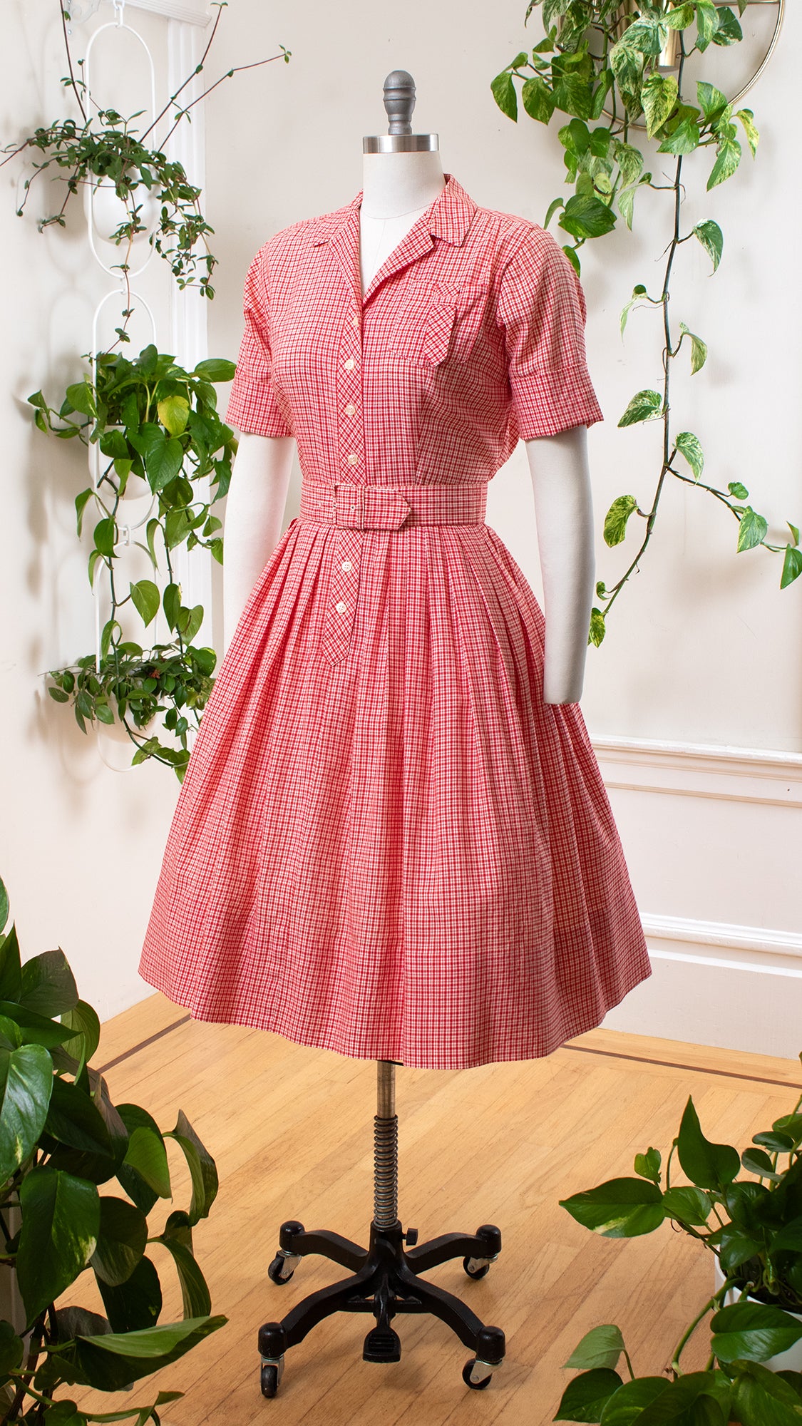 1950s Red Gingham Shirtwaist Dress | small