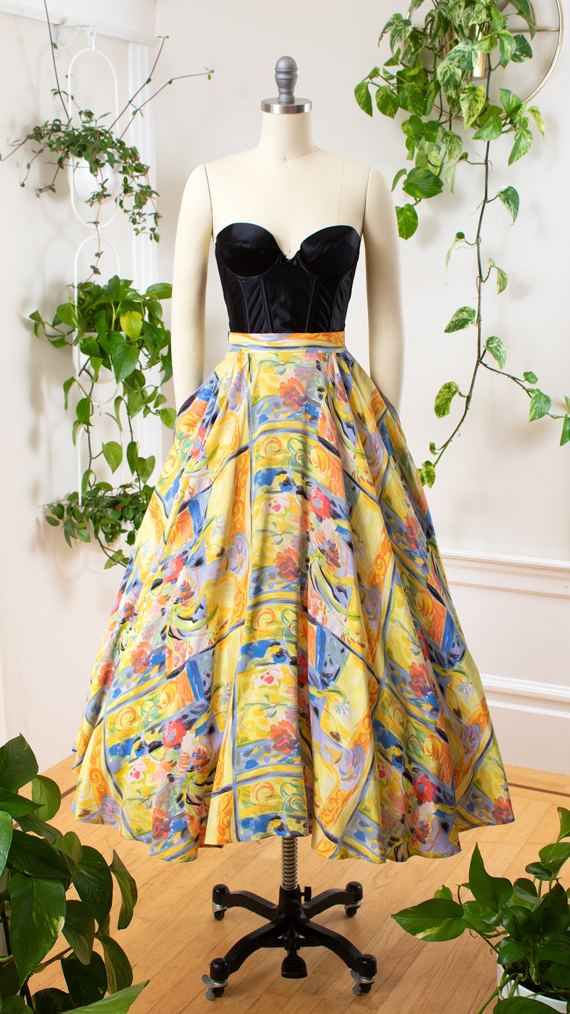 1980s Floral Still Life Novelty Print Circle Skirt | small
