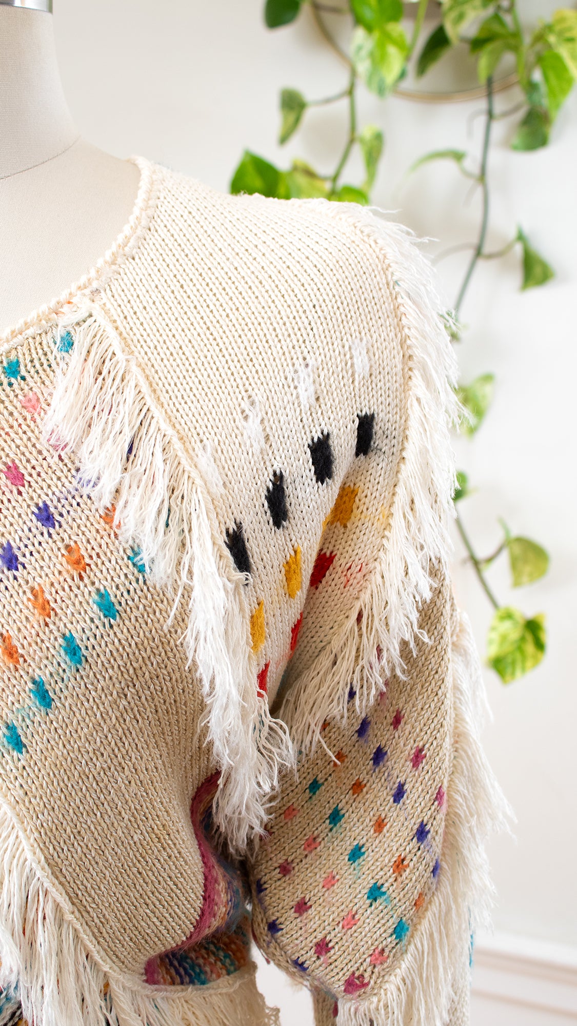 NEW ⭐️ 1980s Fringed Art Sweater | small/medium
