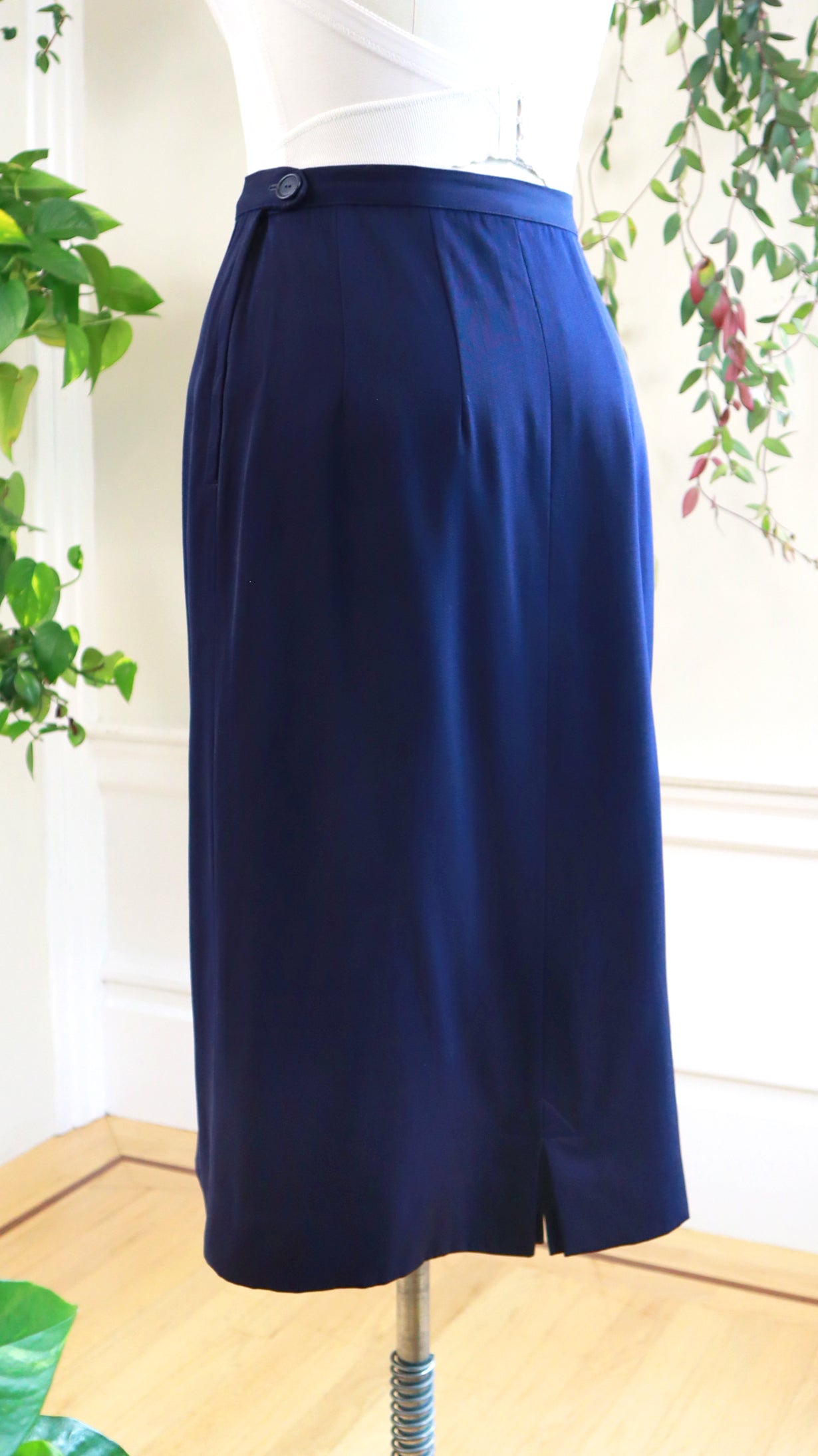 1940s Navy Wool Skirt Suit | small