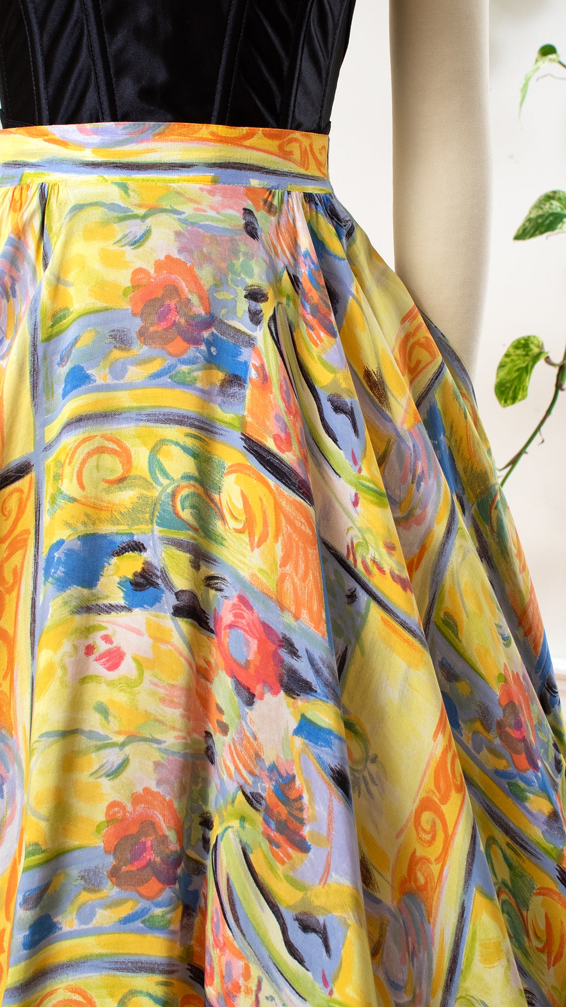 1980s Floral Still Life Novelty Print Circle Skirt | small