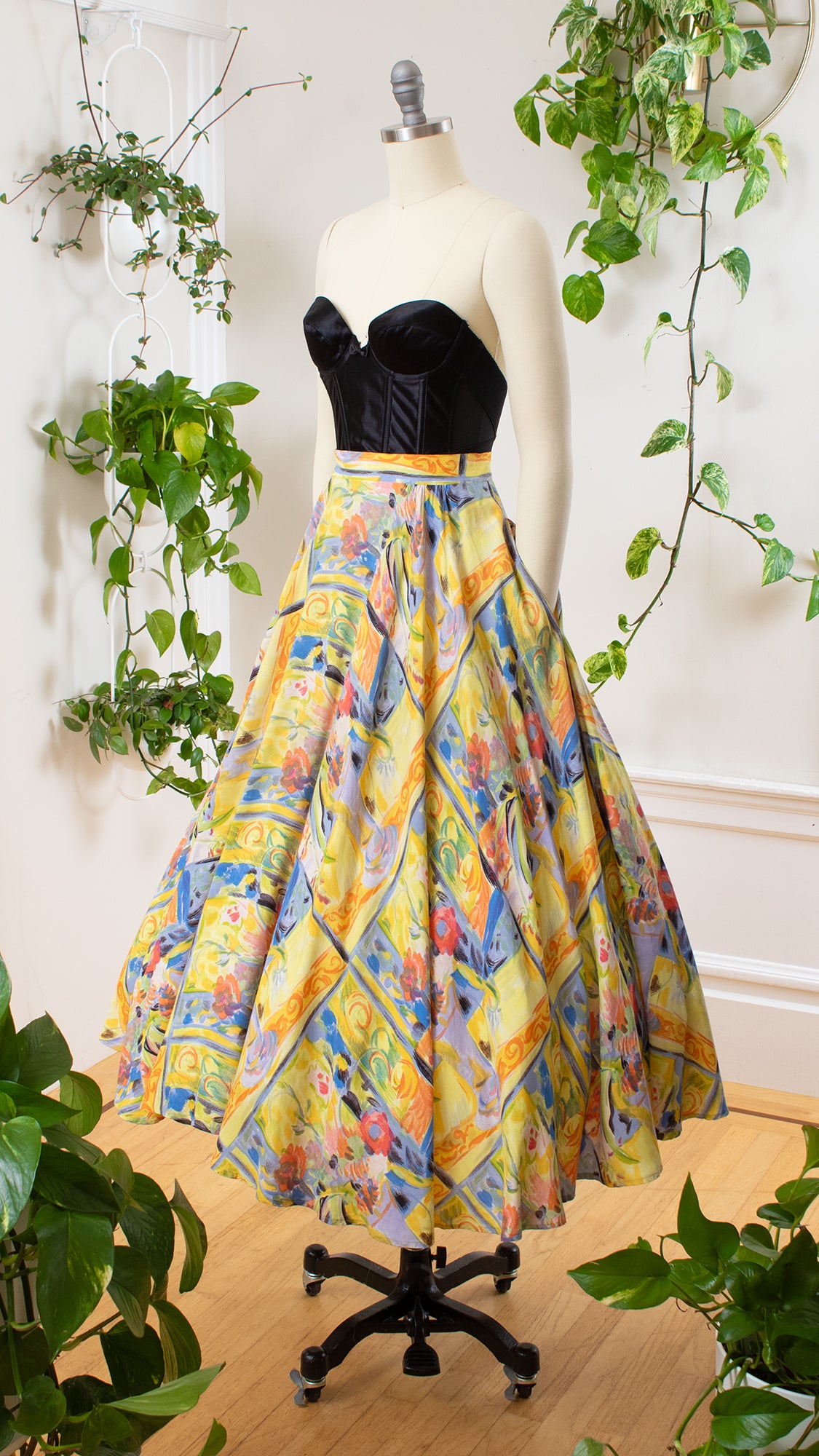 1980s Floral Still Life Novelty Print Circle Skirt | small