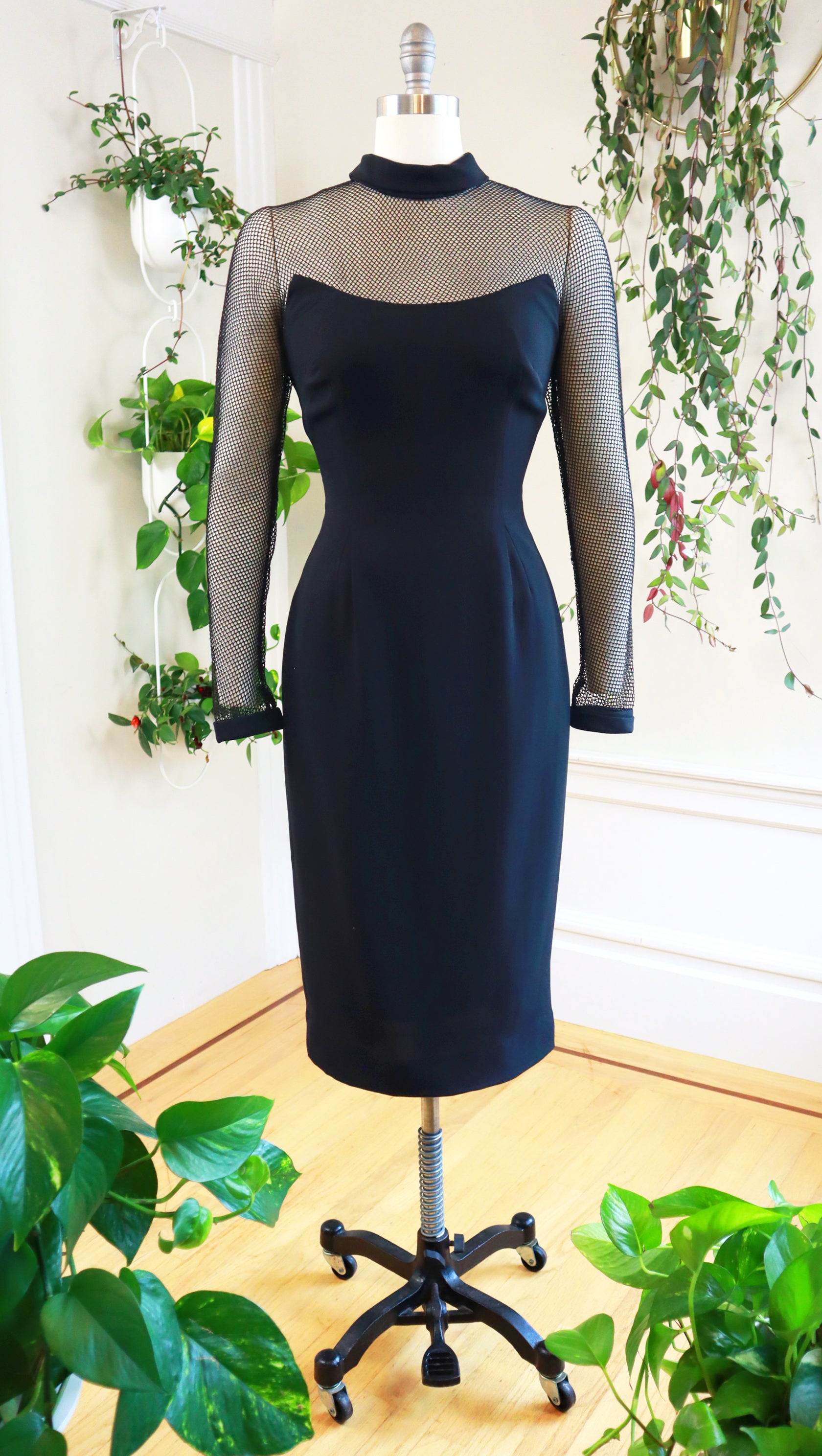 1960s Fishnet Cocktail Dress | medium/large Birthday Life Vintage 1960s Fishnet Cocktail Dress | medium/large Birthday Life Vintage