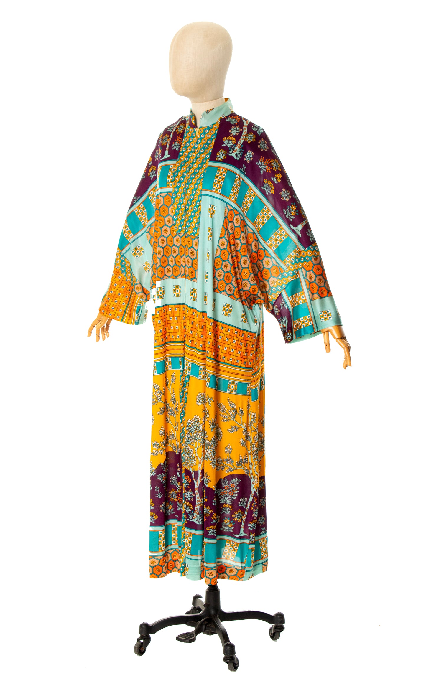 1970s Printed Jersey Batwing Maxi Dress | x-small/small/medium/large/x-large