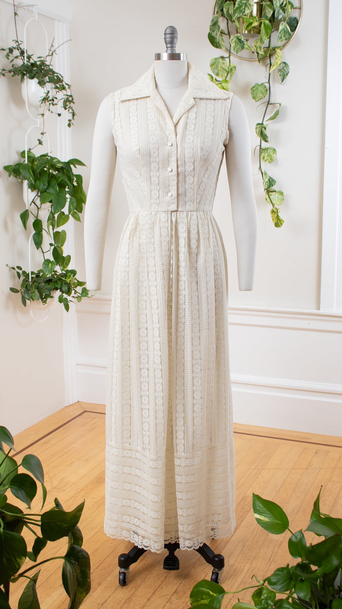 1960s Cream Lace Maxi Shirtwaist Dress | small/medium 1960s Cream Lace Maxi Shirtwaist Dress | small/medium