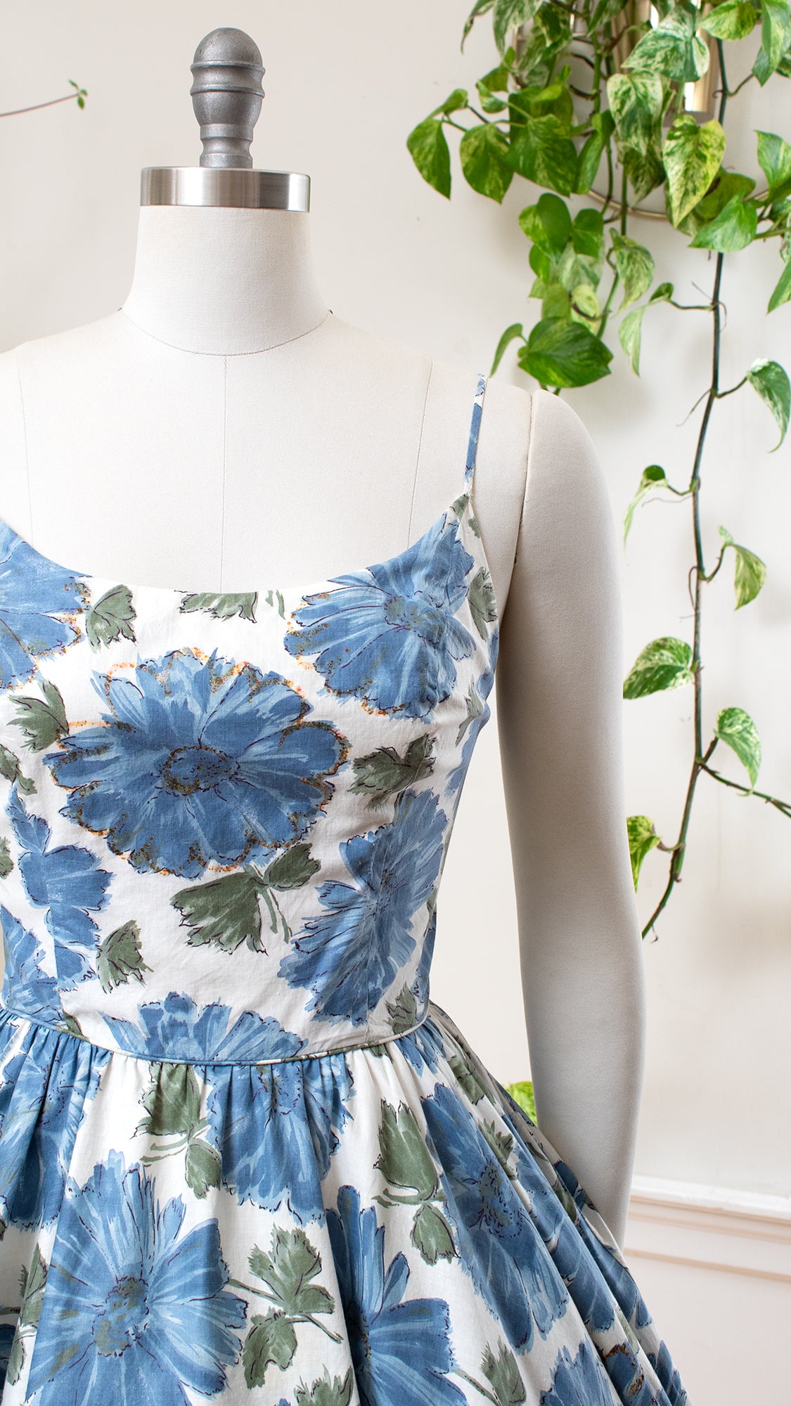 1950s Blue Floral Circle Skirt Sundress | small