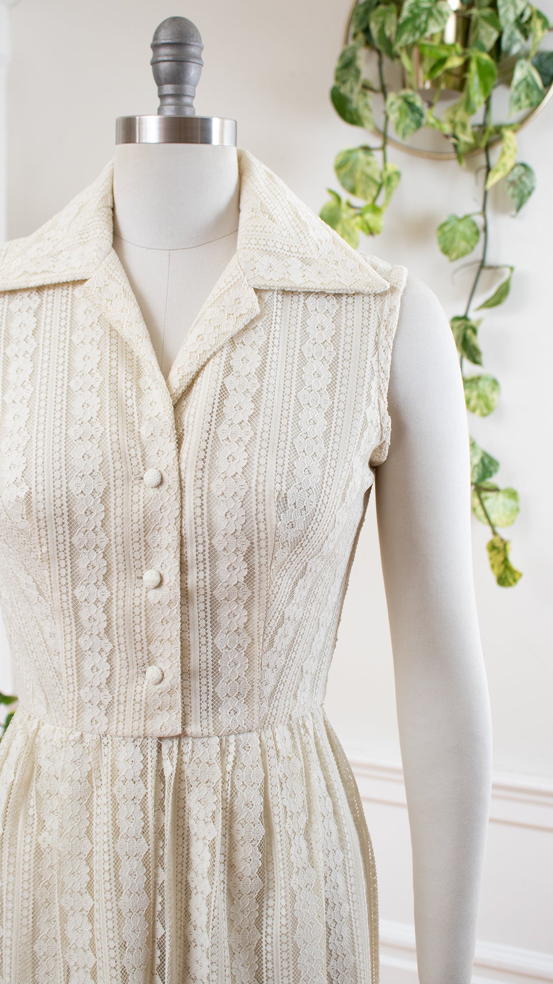 1960s Cream Lace Maxi Shirtwaist Dress | small/medium