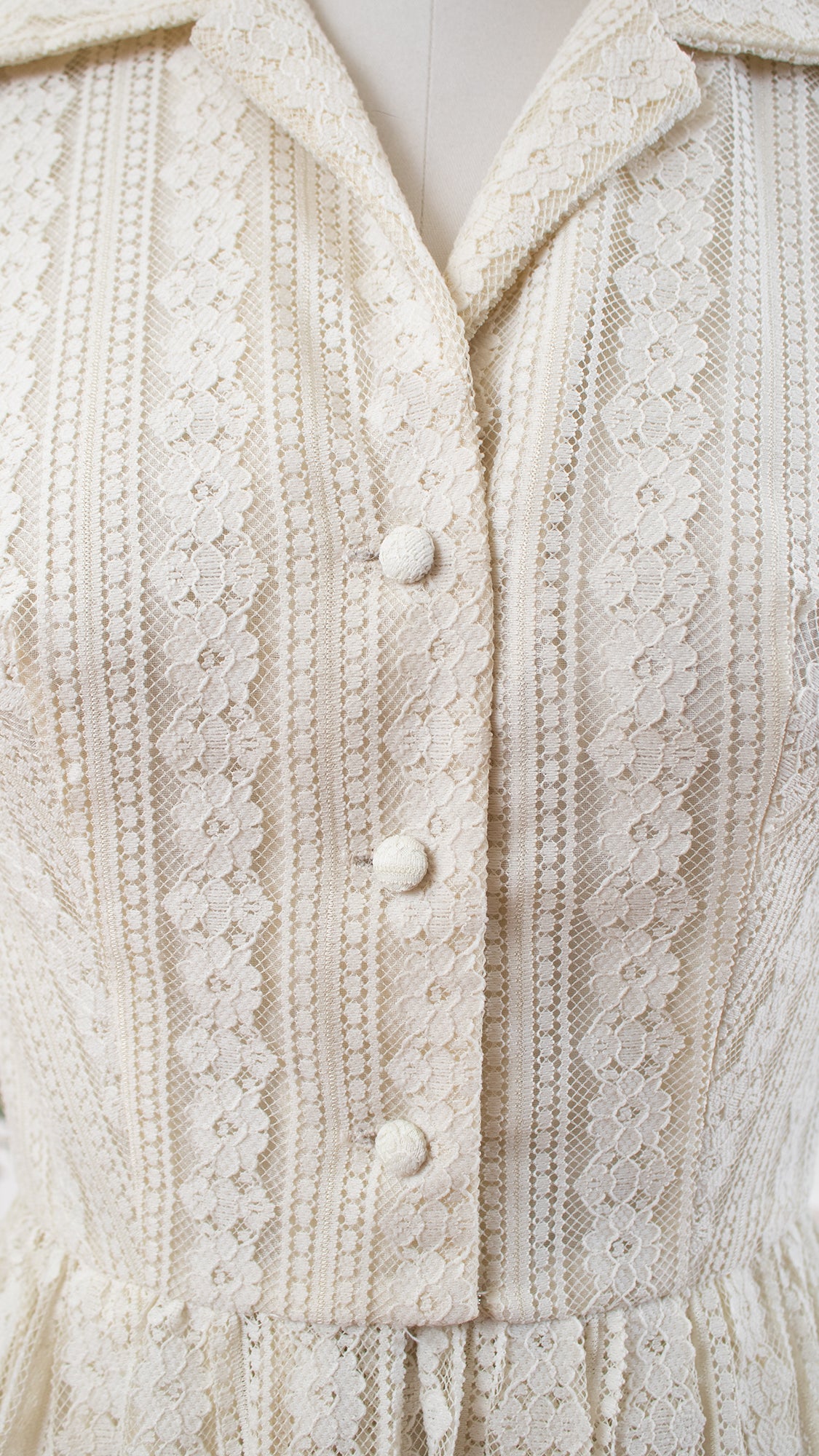 1960s Cream Lace Maxi Shirtwaist Dress | small/medium