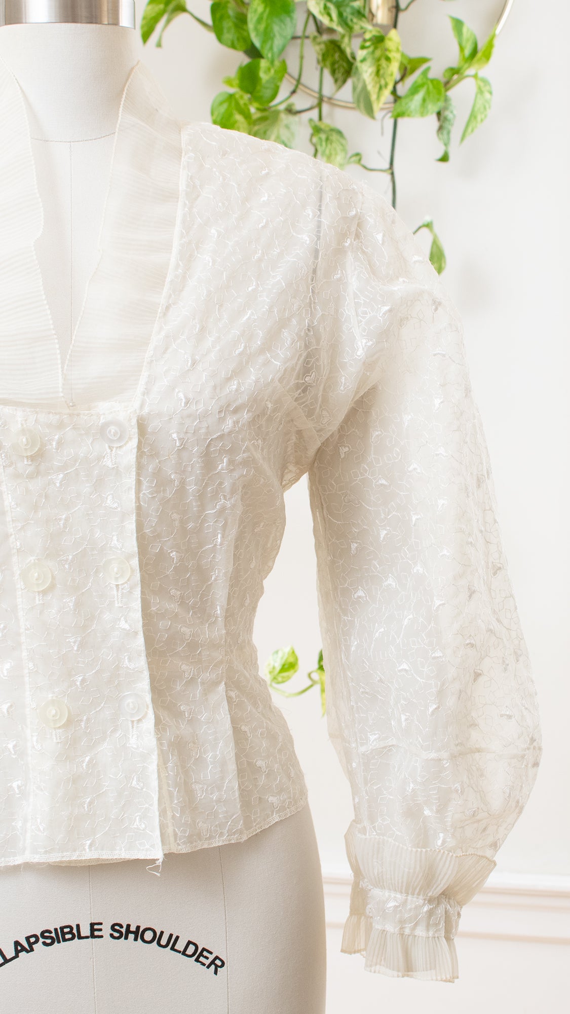 1950s Heart Embroidered Sheer Blouse | medium/large