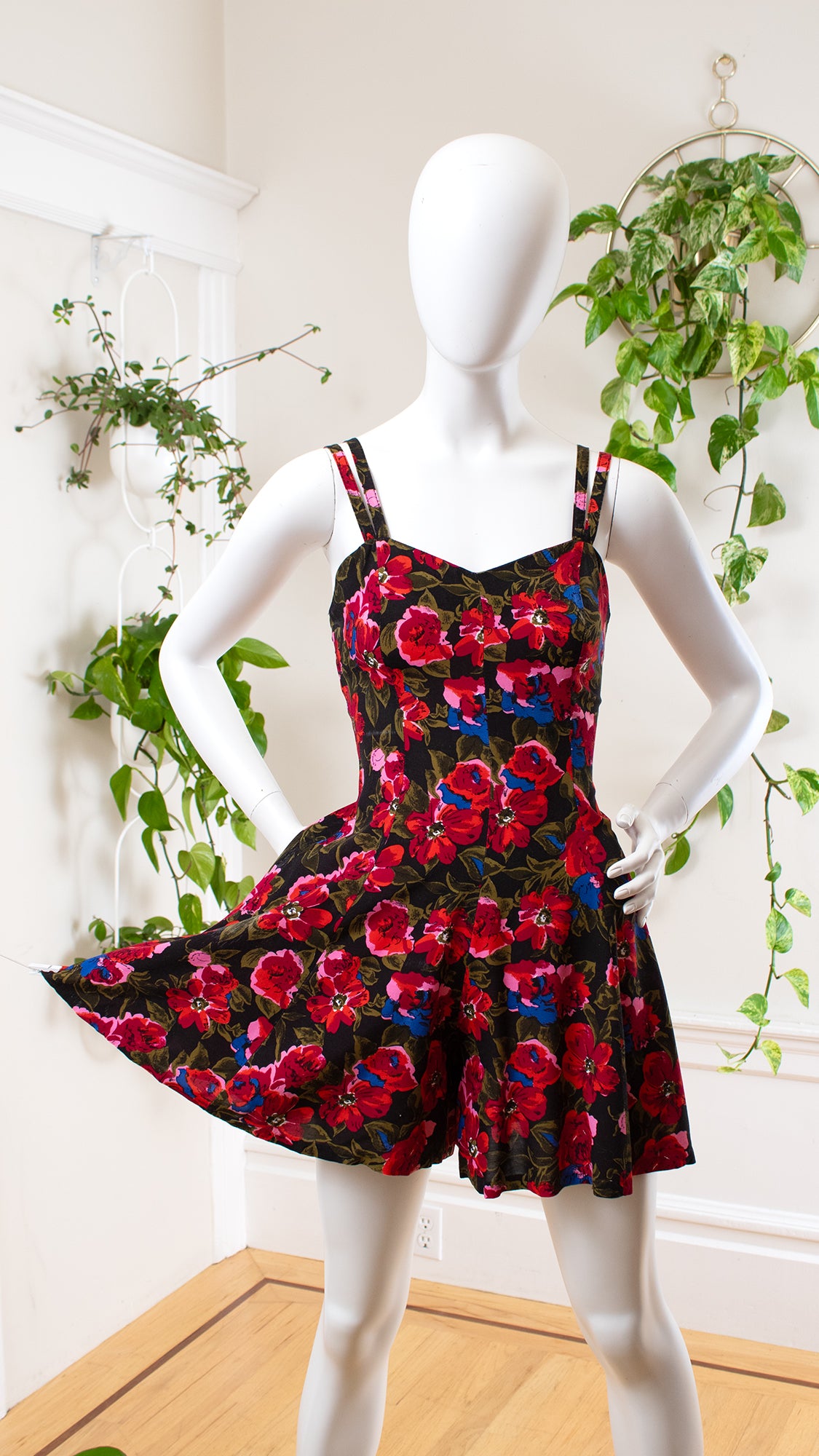 1990s ALL THAT JAZZ Floral Rayon Romper | small/medium
