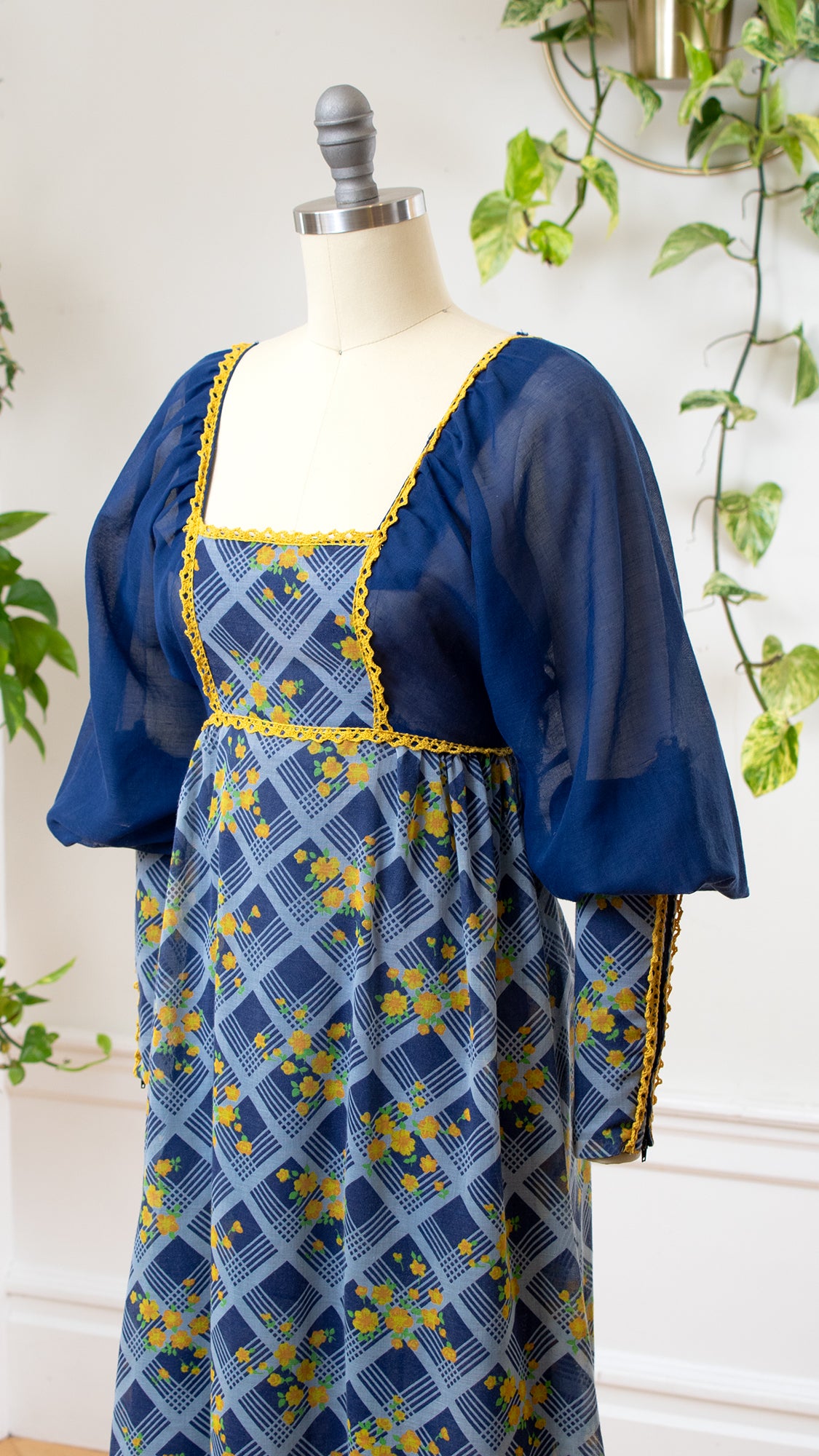 1960s GUNNE SAX Black Label Floral Plaid Maxi Dress | x-small