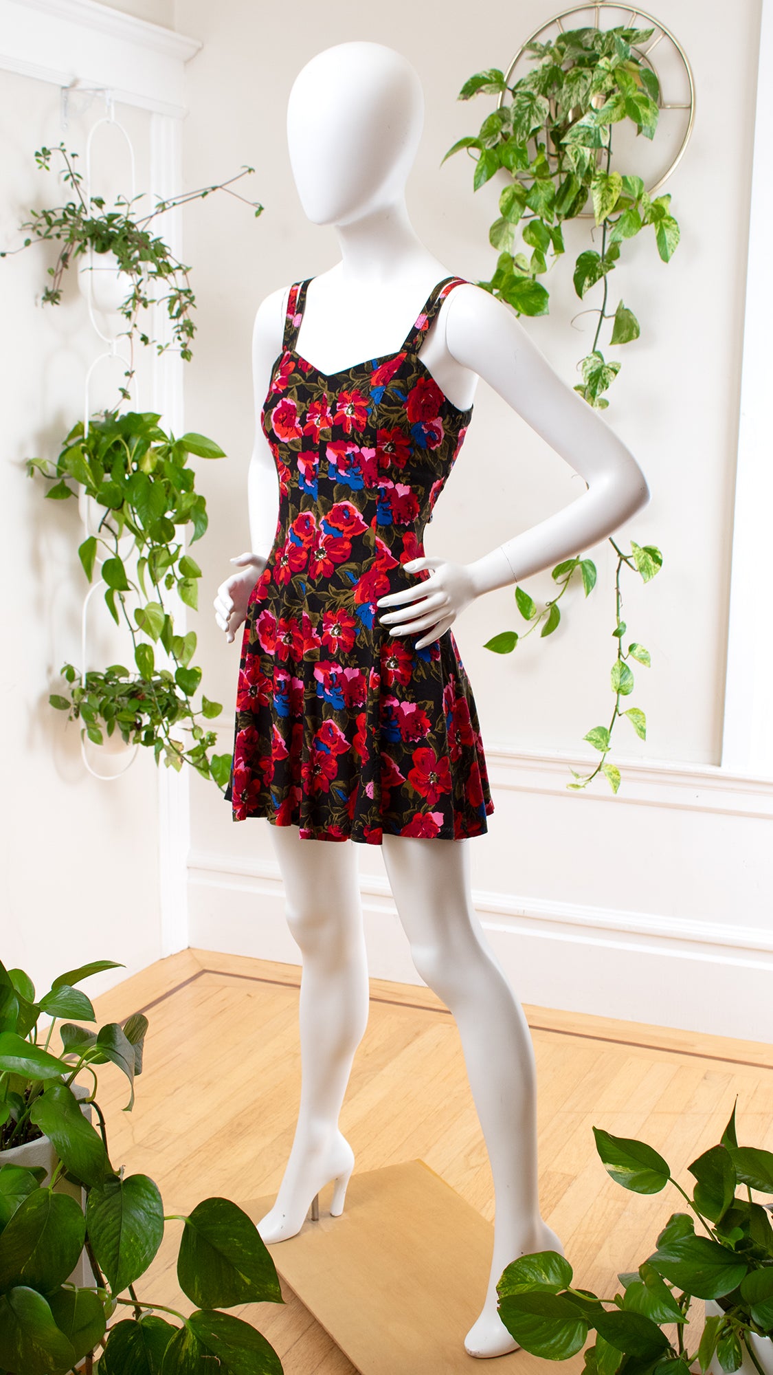 1990s ALL THAT JAZZ Floral Rayon Romper | small/medium
