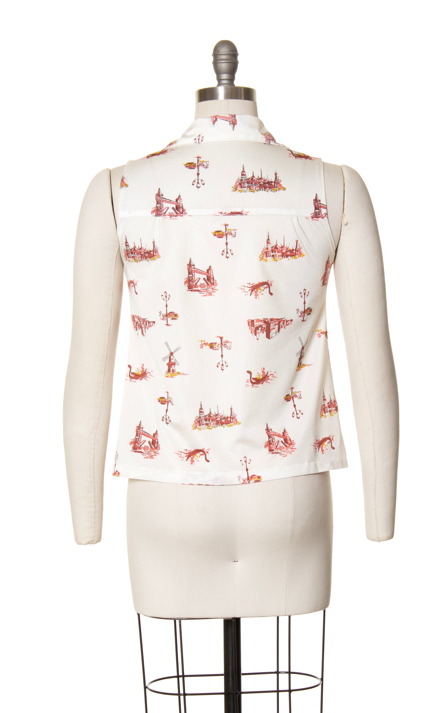 1970s European Cityscape Novelty Print Top | small