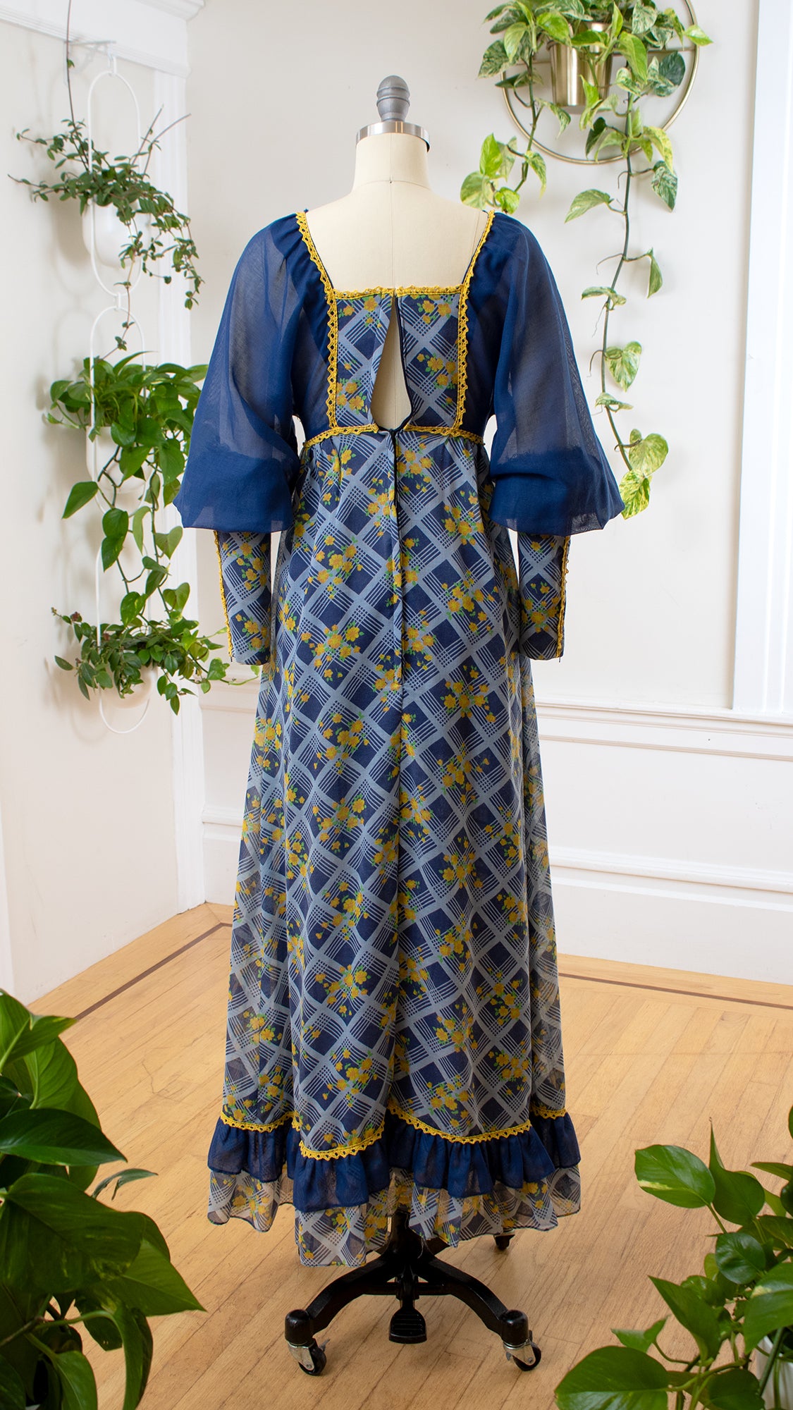 1960s GUNNE SAX Black Label Floral Plaid Maxi Dress | x-small