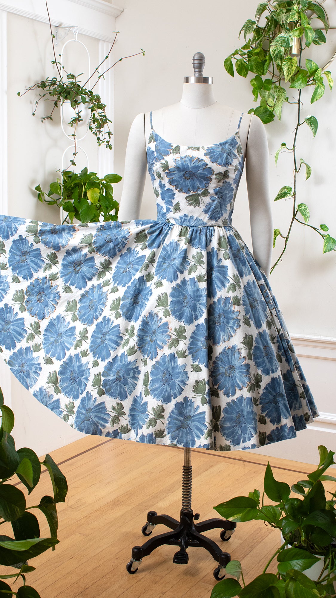 1950s Blue Floral Circle Skirt Sundress | small